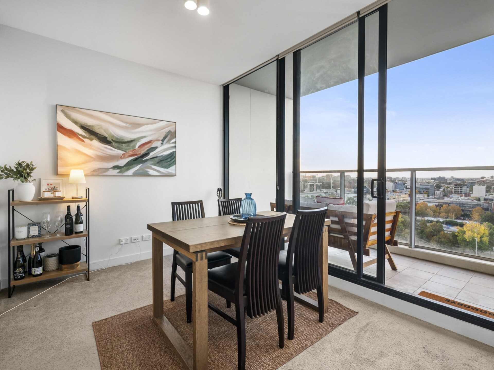 Licht appartement met skyline-uitzicht in South Yarra - foto 8