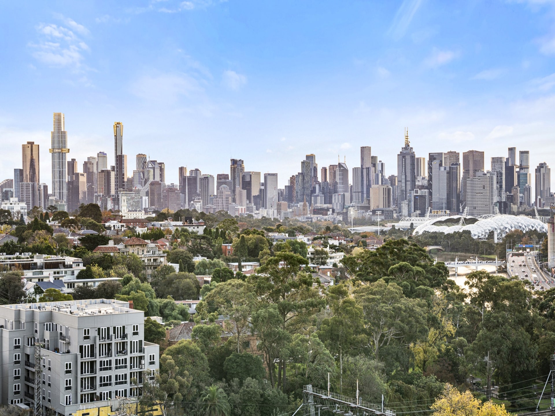 Licht appartement met skyline-uitzicht in South Yarra - foto 12