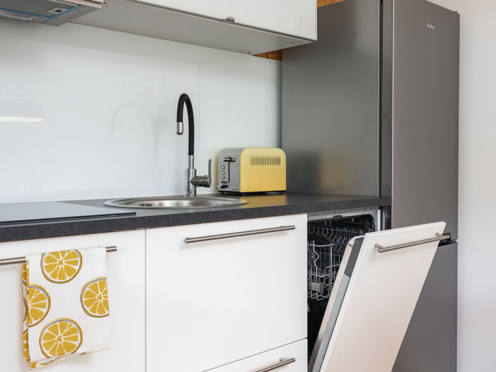 Op 900m van het centrum: Modern vakantiehuis in Wiselka voor 6 personen - foto 12