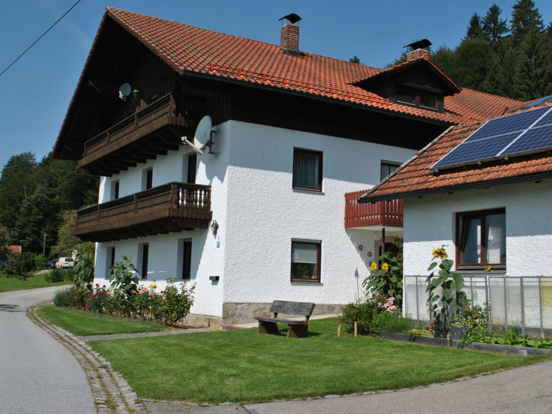 5-persoons vakantiehuis in Waldkirchen met terras en uitzicht - foto 2