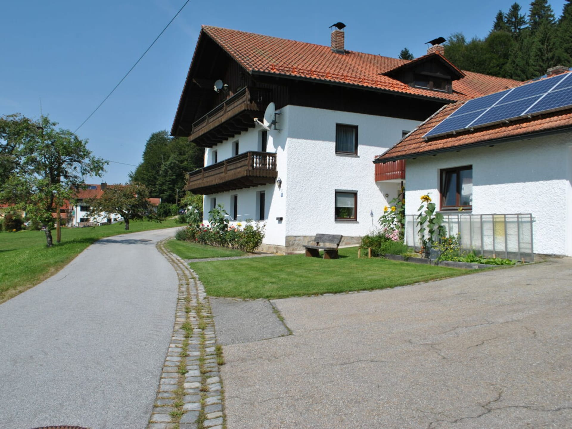 5-persoons vakantiehuis in Waldkirchen met terras en uitzicht - foto 7