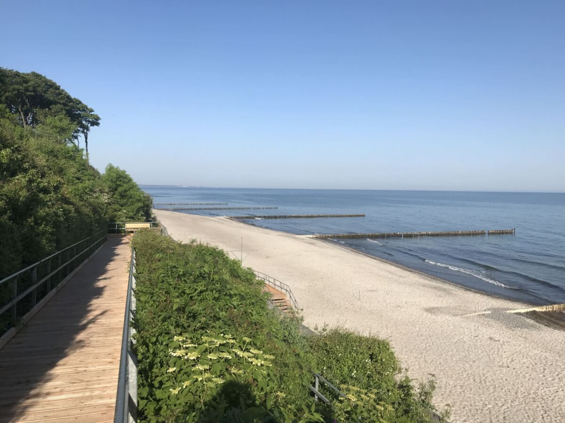 Ruim vakantiehuis met sauna in Ostseebad Nienhagen - foto 17