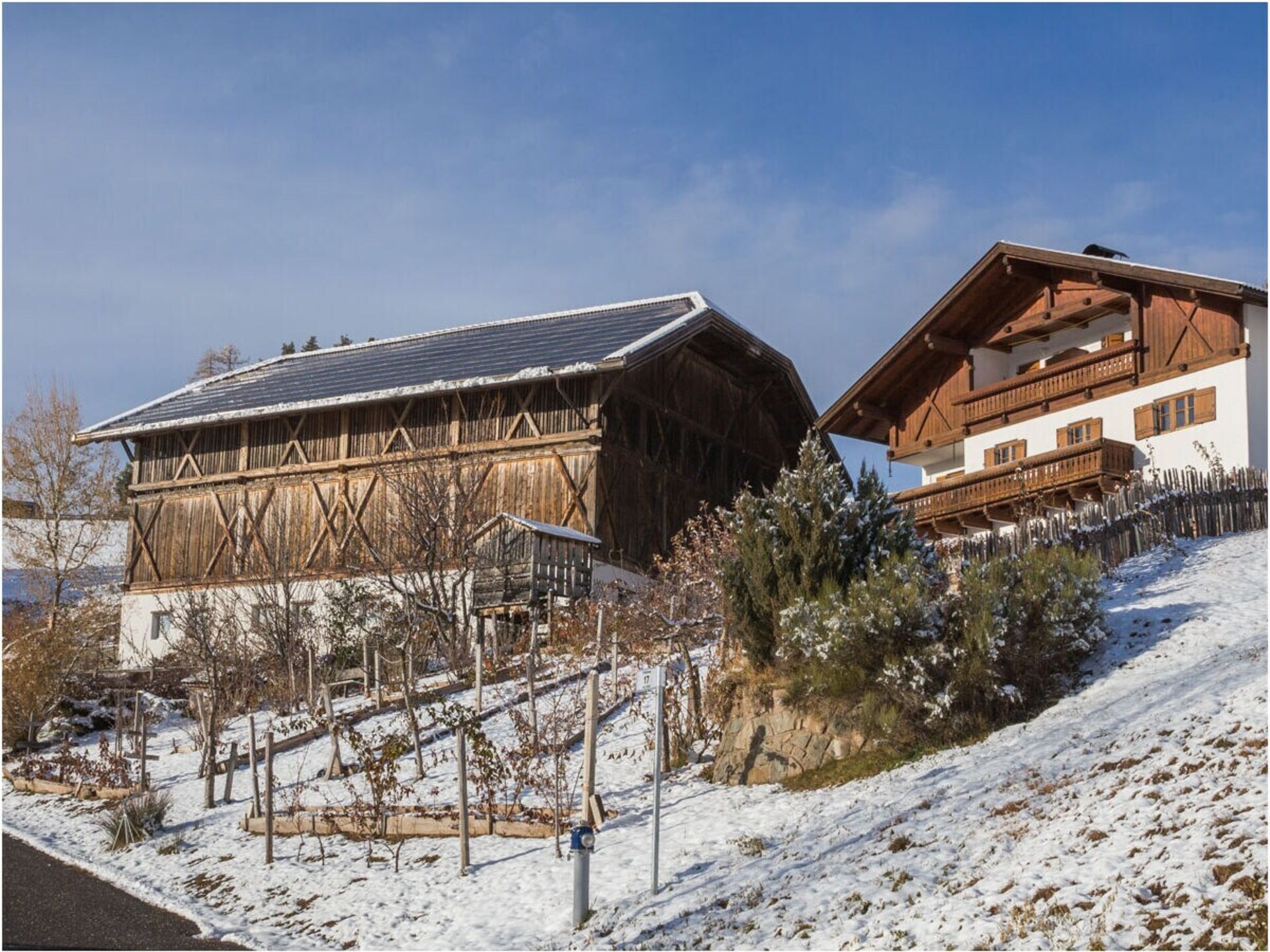 Sfeervol vakantiehuis met uitzicht op het Latemargebergte in Völs am Schlern · 4 pers. - foto 8