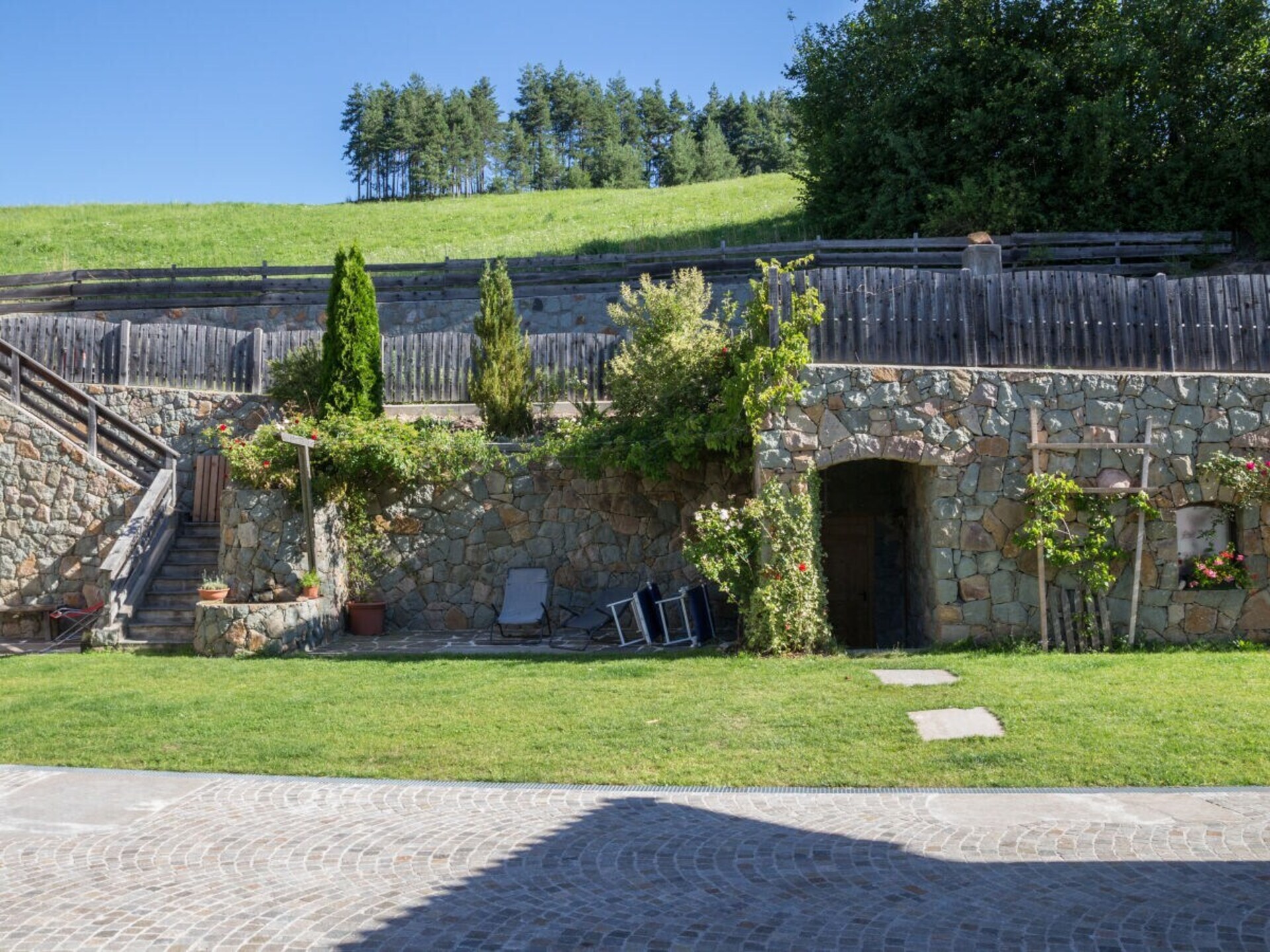 Sfeervol vakantiehuis met uitzicht op het Latemargebergte in Völs am Schlern · 4 pers. - foto 11