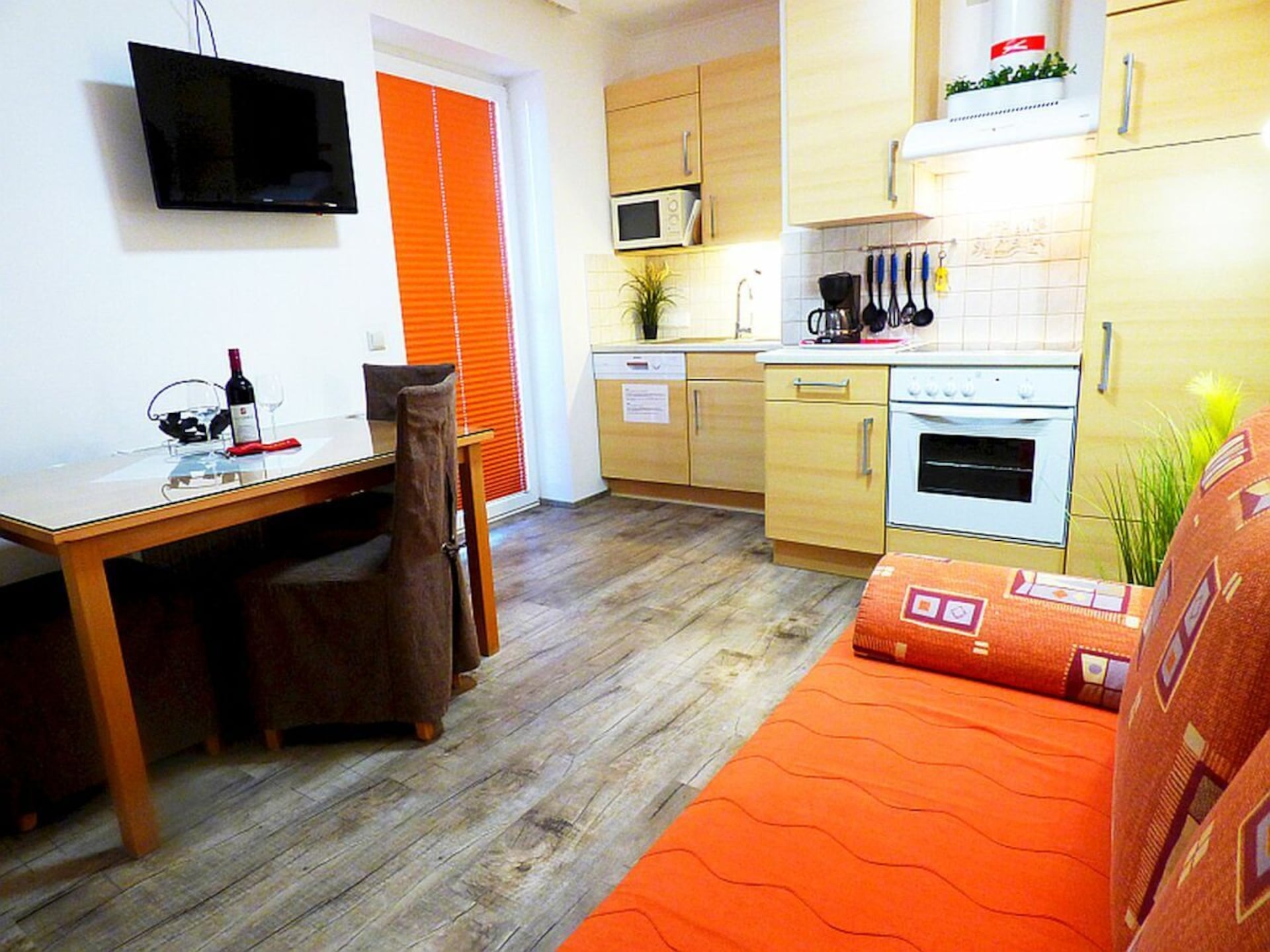 5-persoons vakantiehuis in het centrum van Mörbisch - foto 27