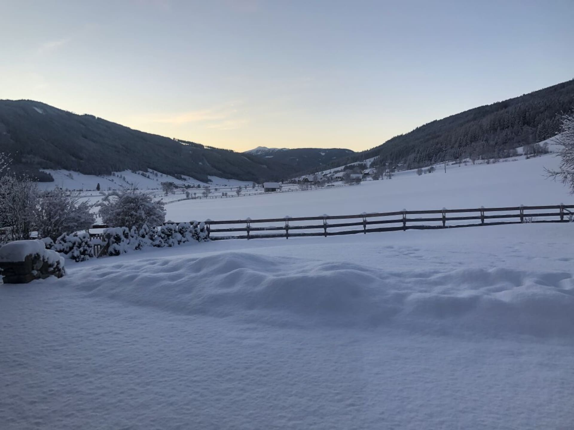 Op 1,0 km van de piste: Ruim vakantiehuis in centrum Mauterndorf - foto 4