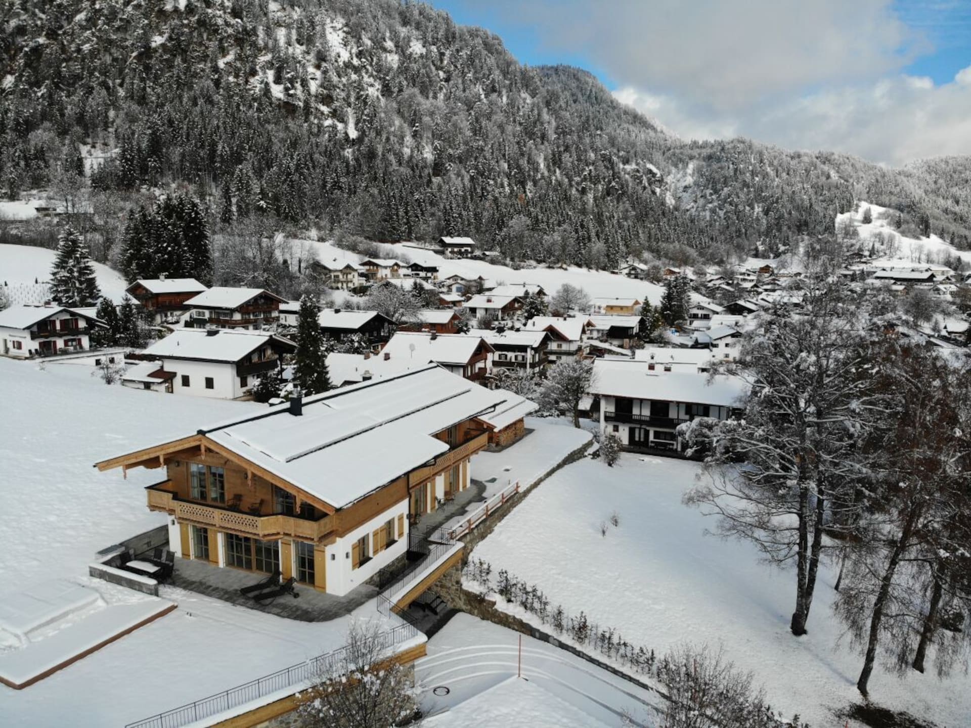 Centraal gelegen luxe chalet in Reit im Winkl voor 6 personen - foto 3