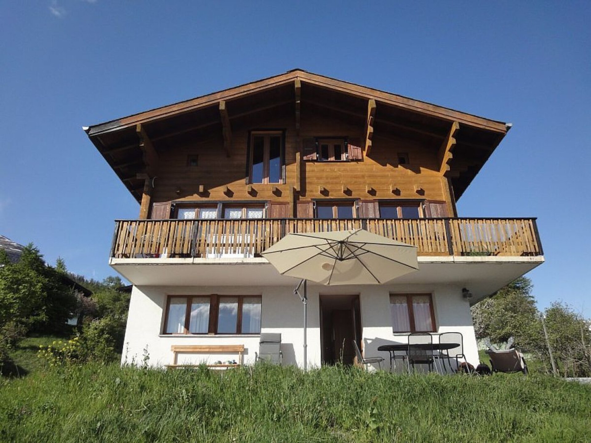 Centraal gelegen vakantiehuis in Bellwald op 300m van de piste - foto 1