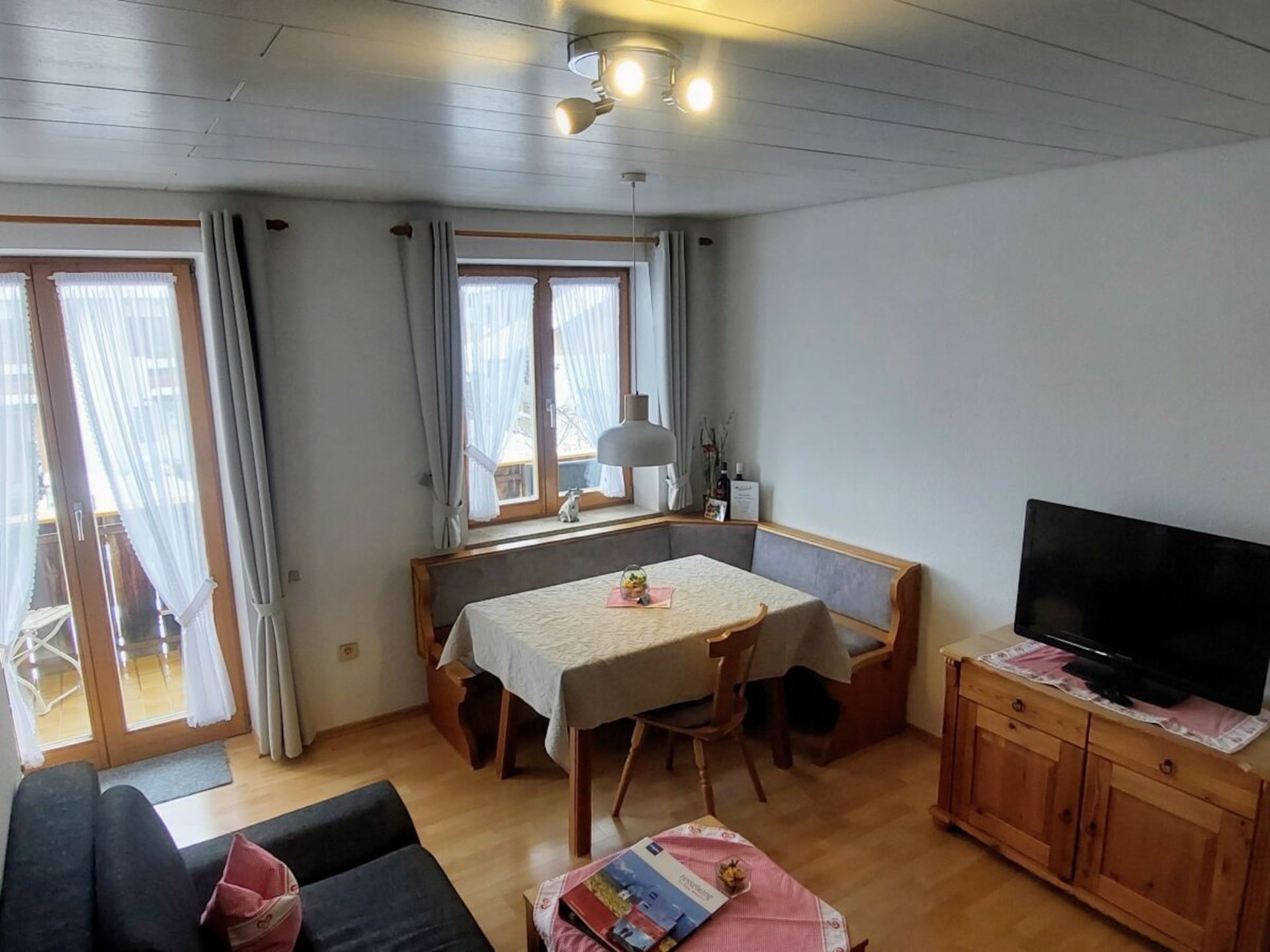 Sfeervol vakantiehuis in landhuisstijl in Nesselwang - foto 9