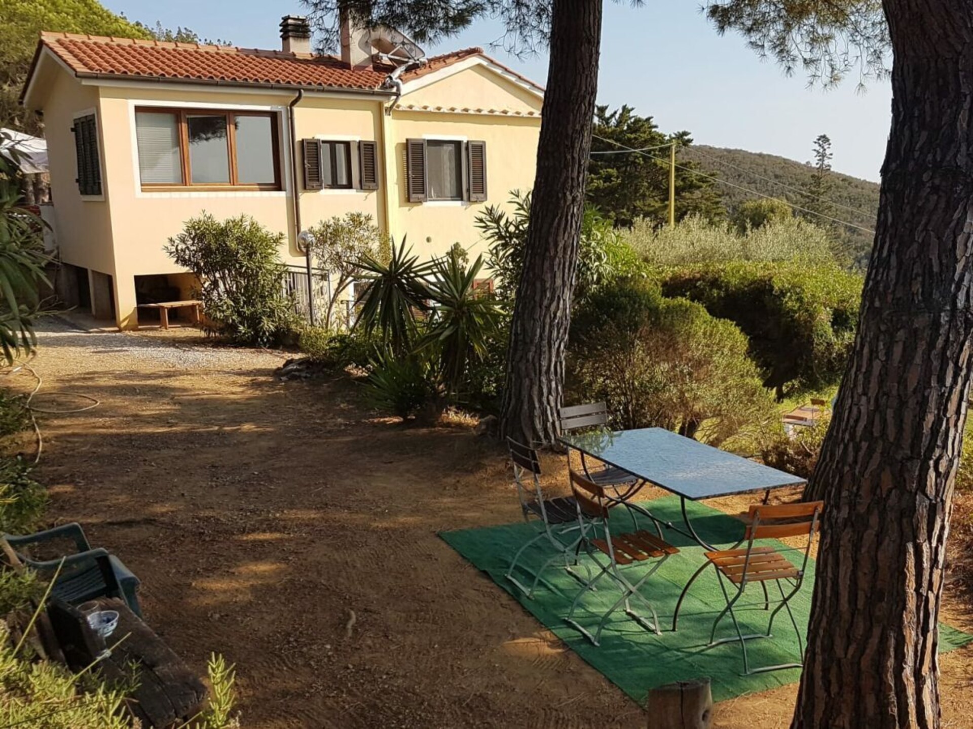Rustgevend vakantiehuis in Capoliveri met panoramisch uitzicht - foto 4