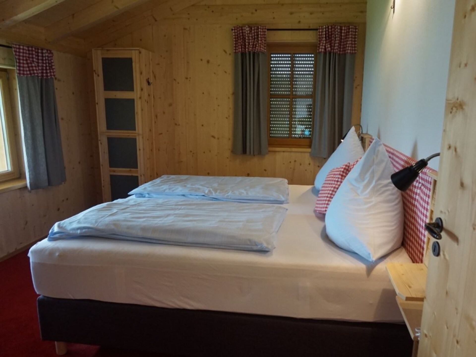Ruim chalet in Rieden voor 8 personen met uitzicht op het meer - foto 14