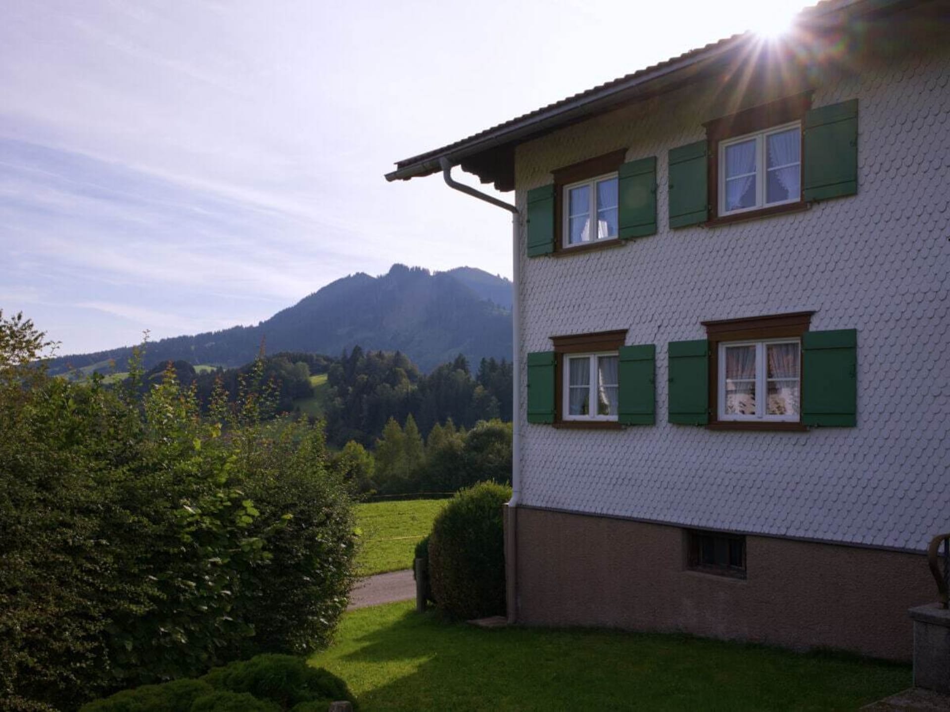 Stijlvol vakantiehuis in Wertach met bergzicht - foto 3