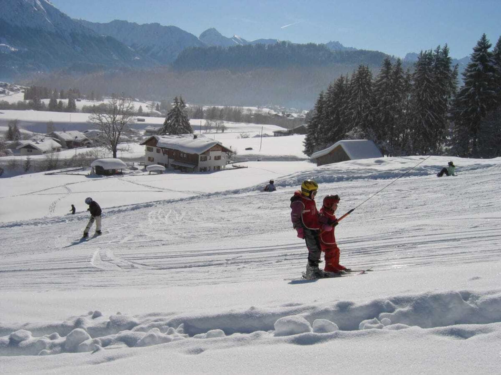 Aan de piste: Sfeervol vakantiehuis in het centrum van Bolsterlang - foto 15