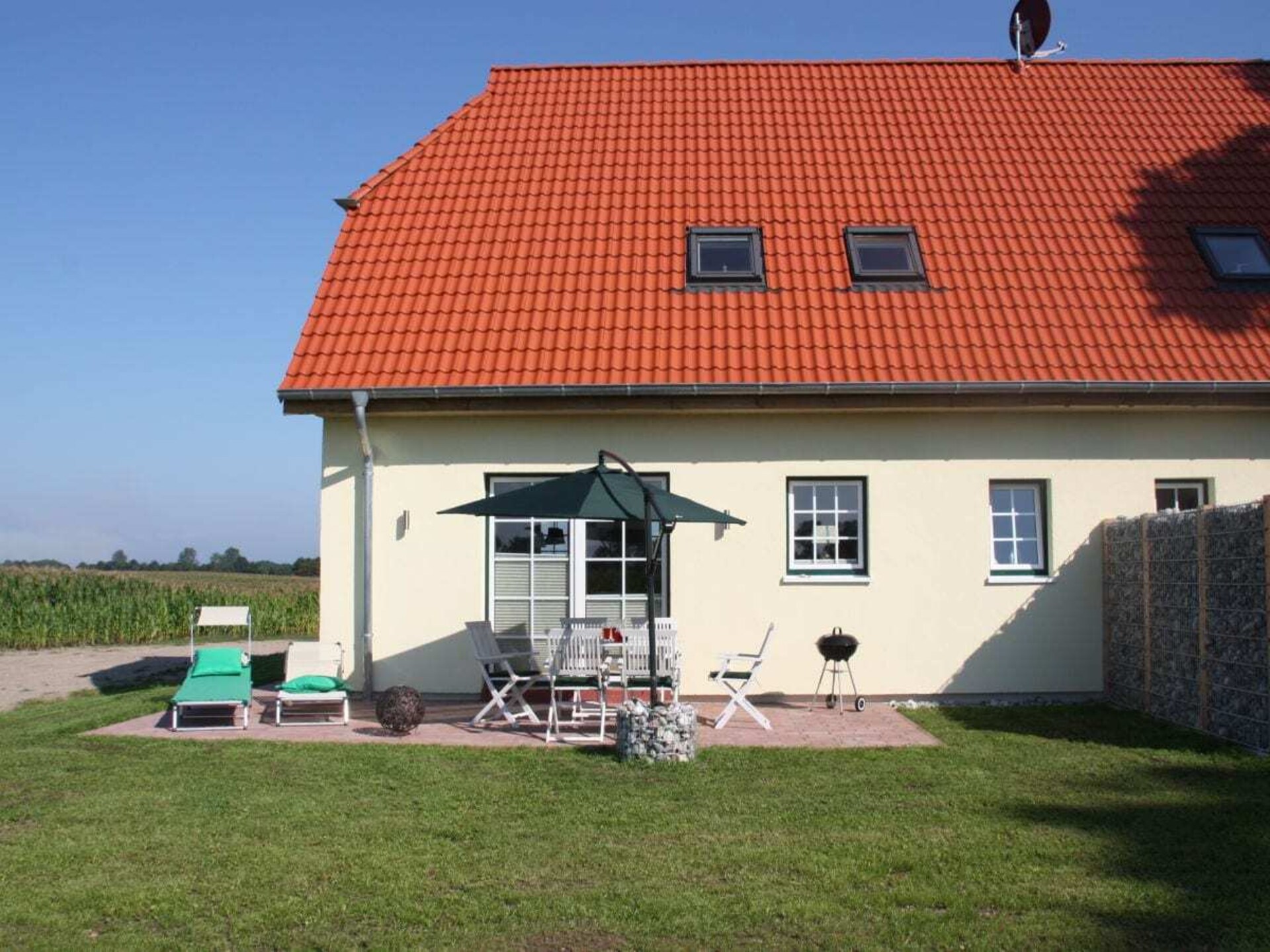 Op 1,0 km van het centrum: rustiek vakantiehuis in Hasselberg - foto 4