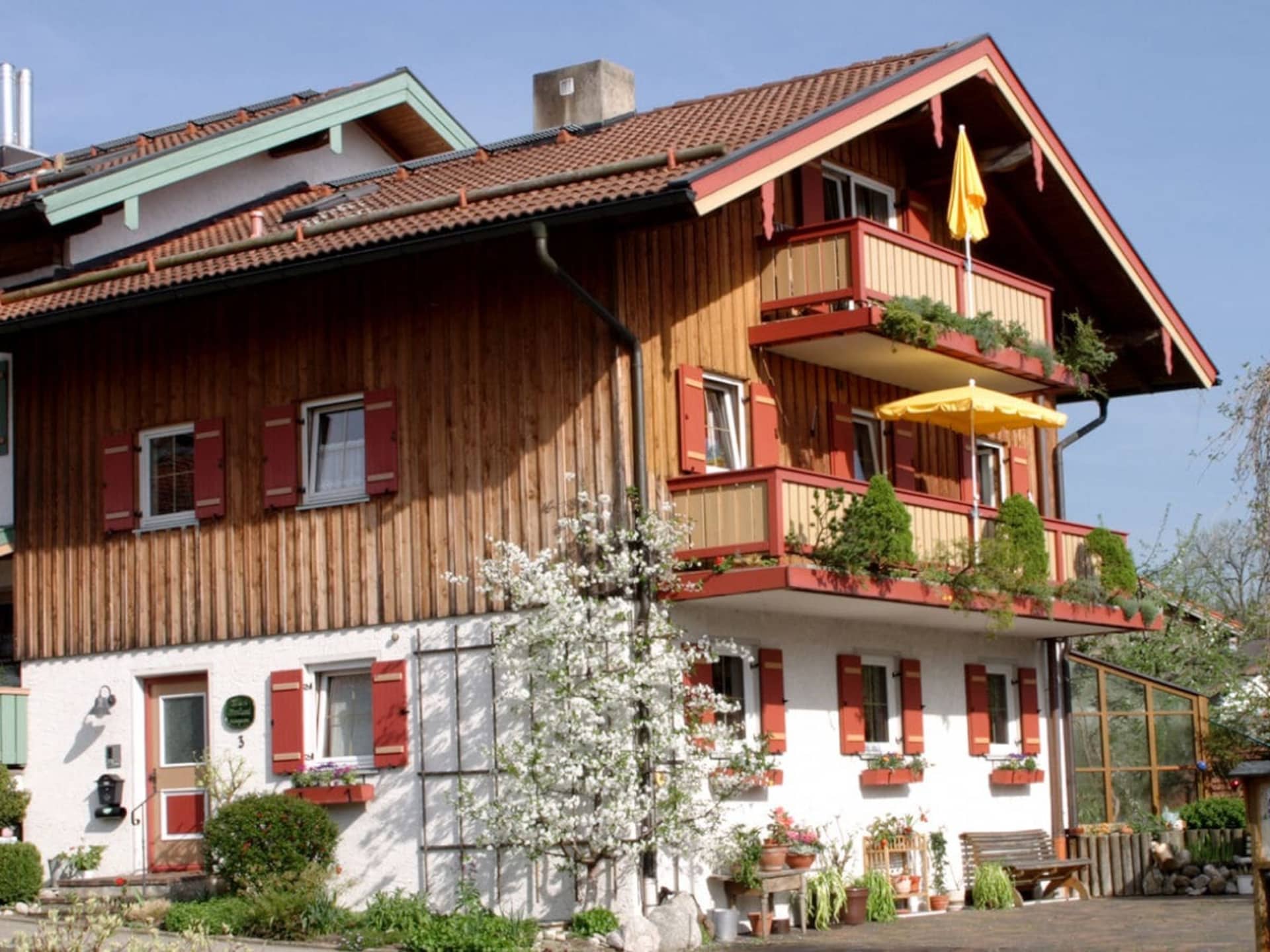 Centraal gelegen vakantiehuis in Bad Endorf met Alpenpanorama - foto 1