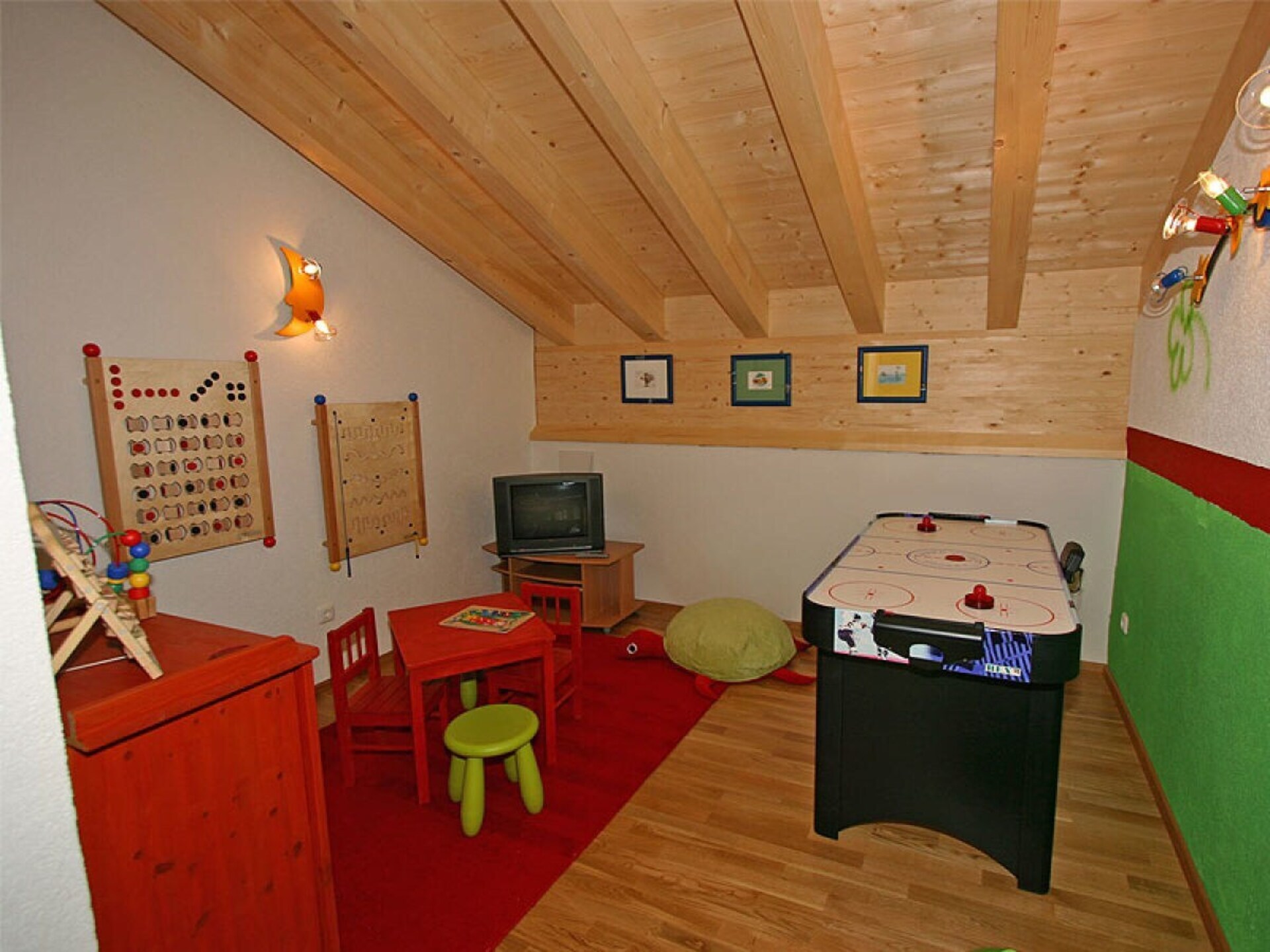 Comfortabel vakantiehuis met sauna in het berglandschap van Schröcken - foto 9