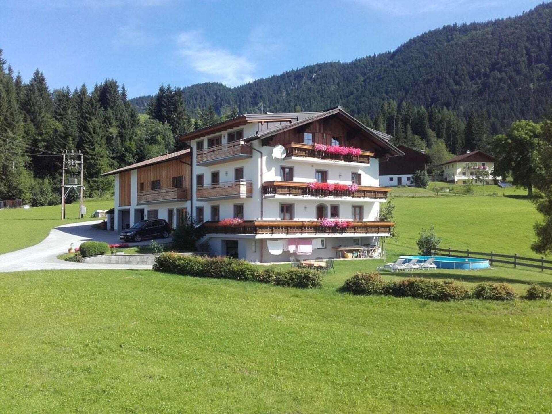 Modern vakantiehuis in Abtenau met uitzicht op het Tennengebirge - foto 3