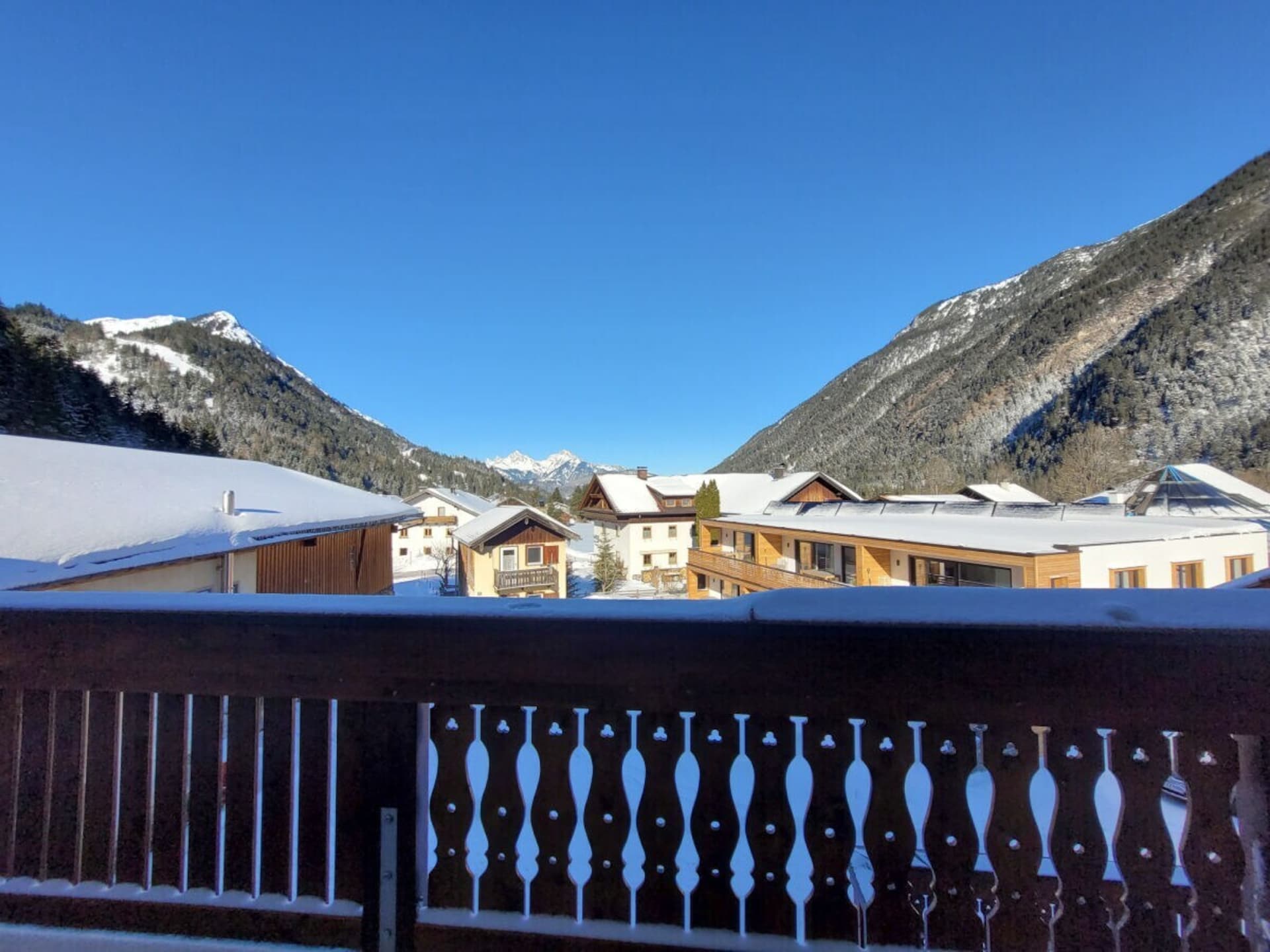 Centraal gelegen vakantiehuis in Bichlbach direct aan de piste - foto 14