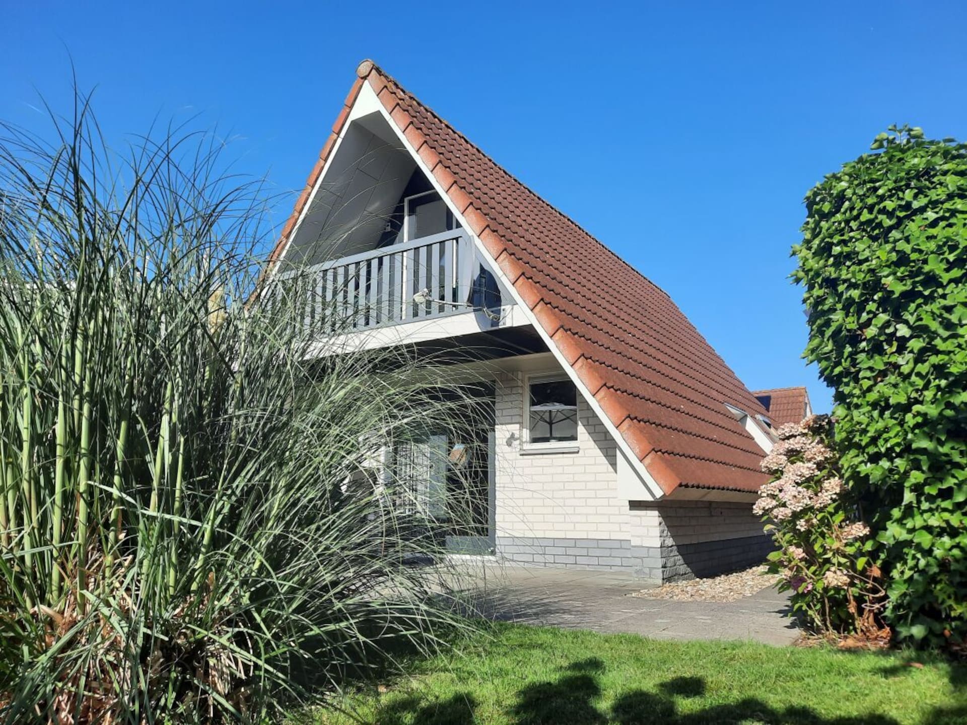 Rustgevend vakantiehuis aan het kanaal in Anjum voor 6 personen - foto 4
