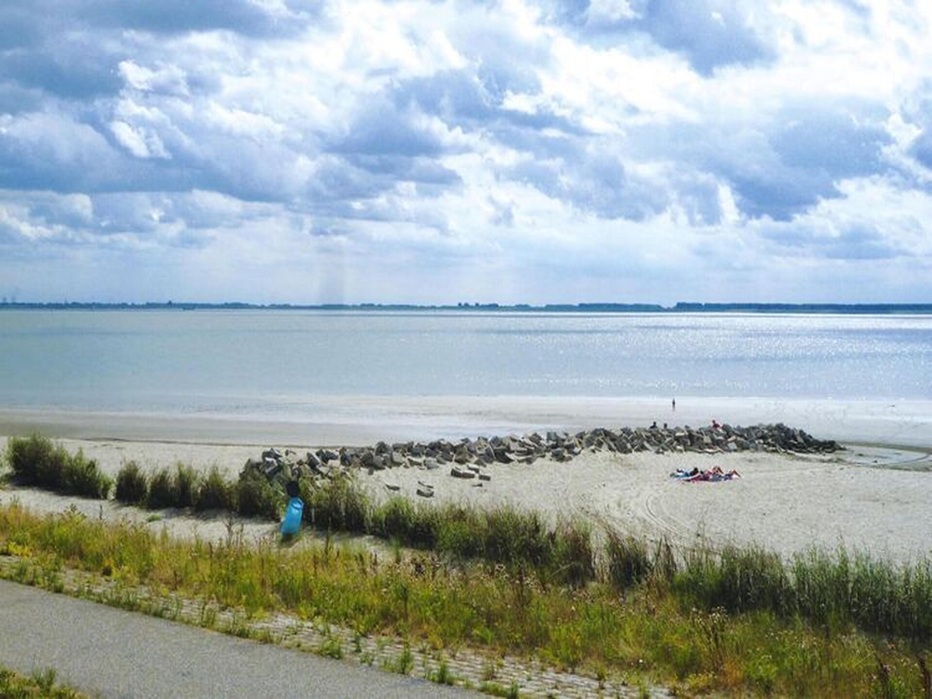 8-persoons vakantiehuis in Baarland direct aan zee - foto 46