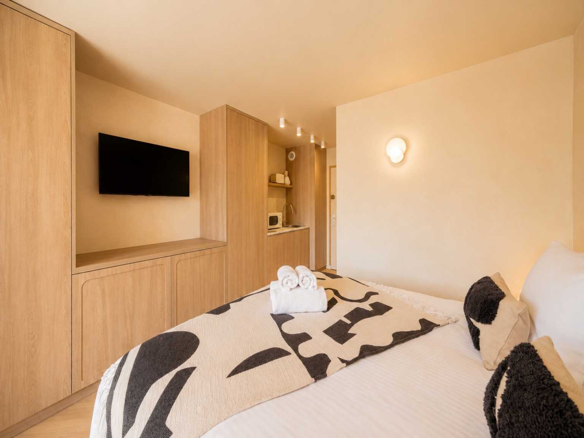 Charmante studio met balkon in het hart van Saint-Tropez - foto 9