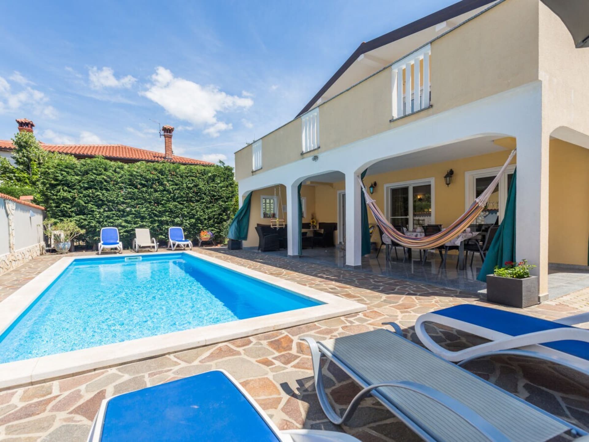 Ruim vakantiehuis met zwembad in Kaldanija, Istrië - foto 4
