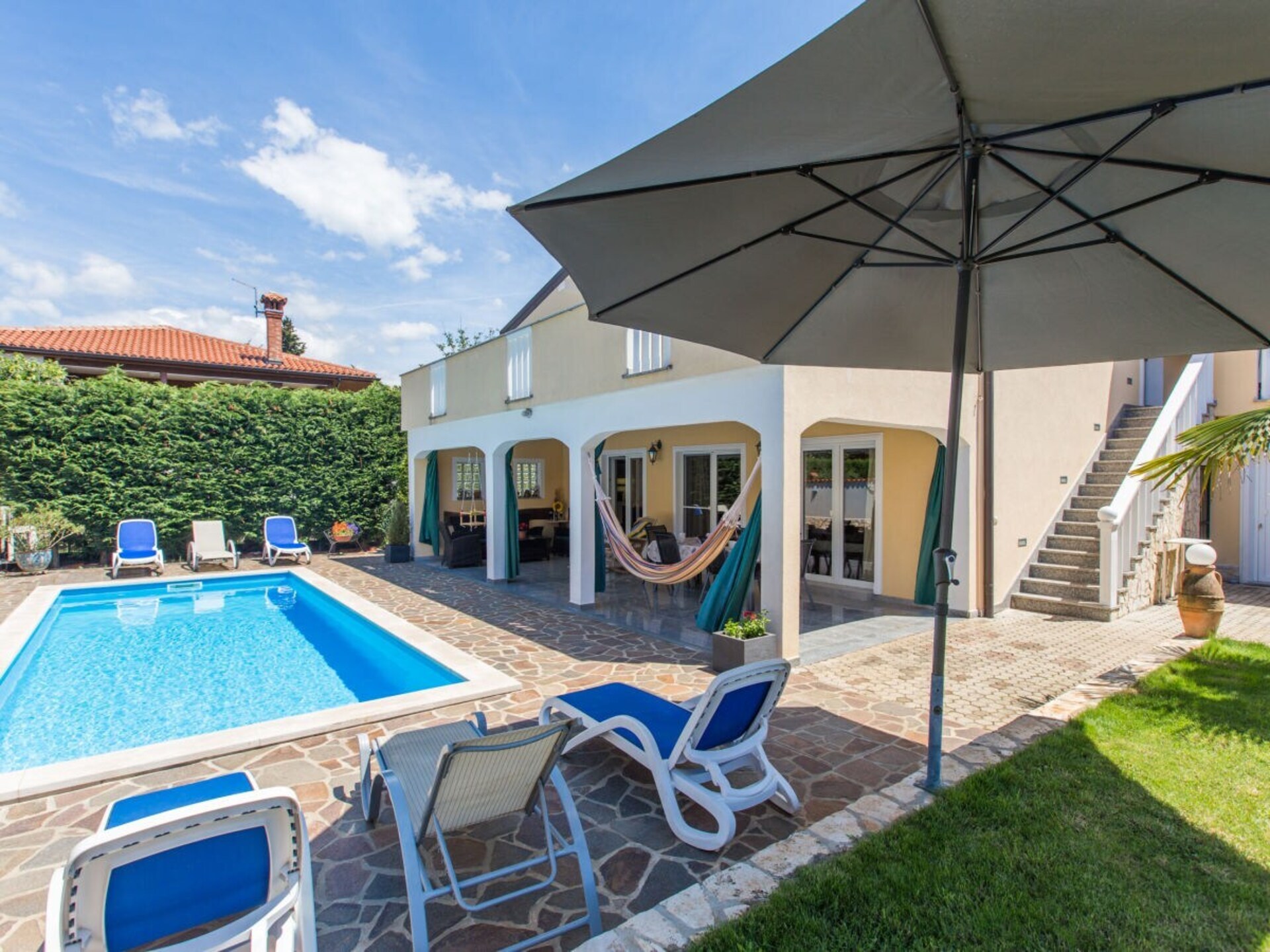 Ruim vakantiehuis met zwembad in Kaldanija, Istrië - foto 17