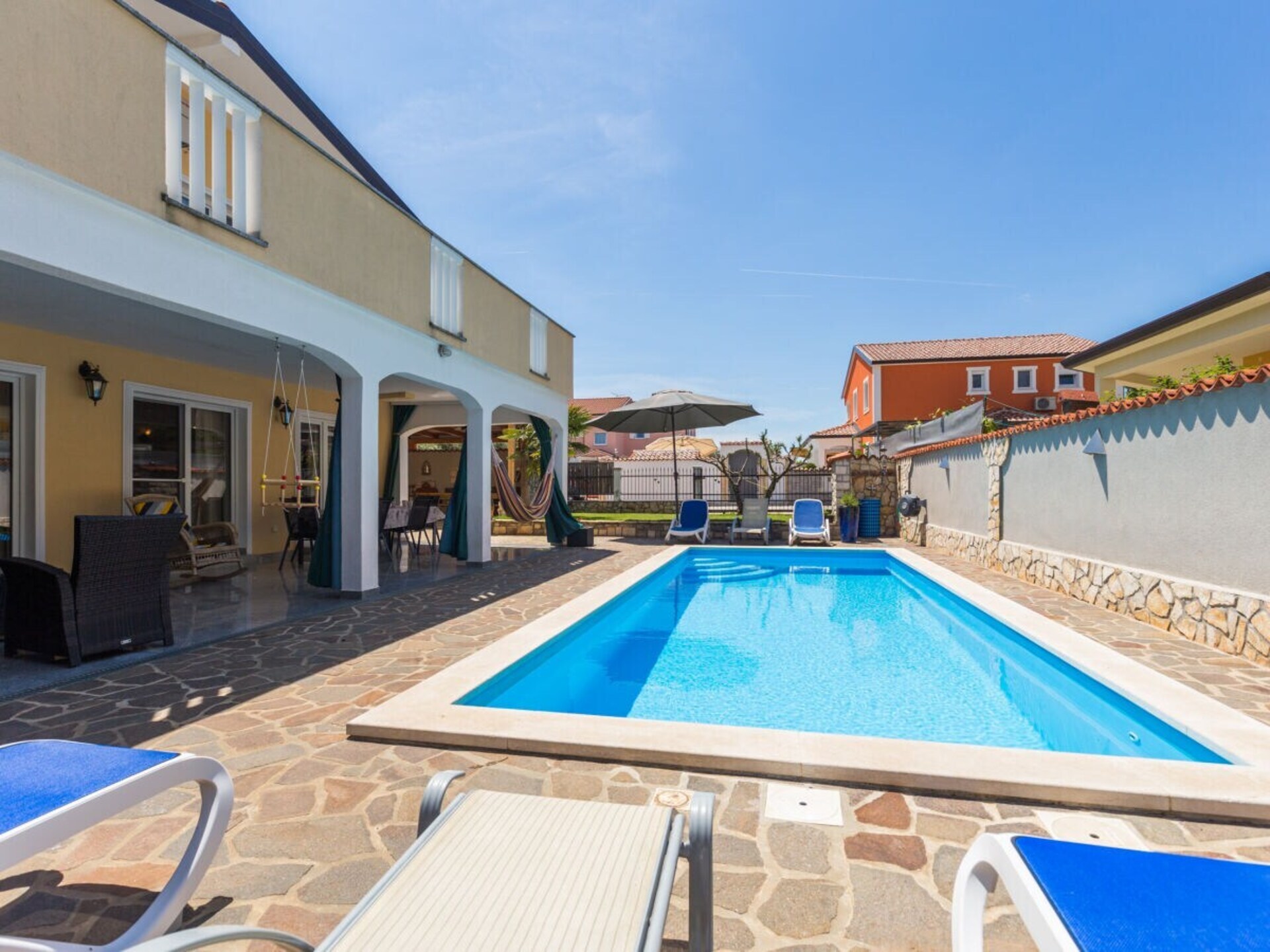Ruim vakantiehuis met zwembad in Kaldanija, Istrië - foto 18