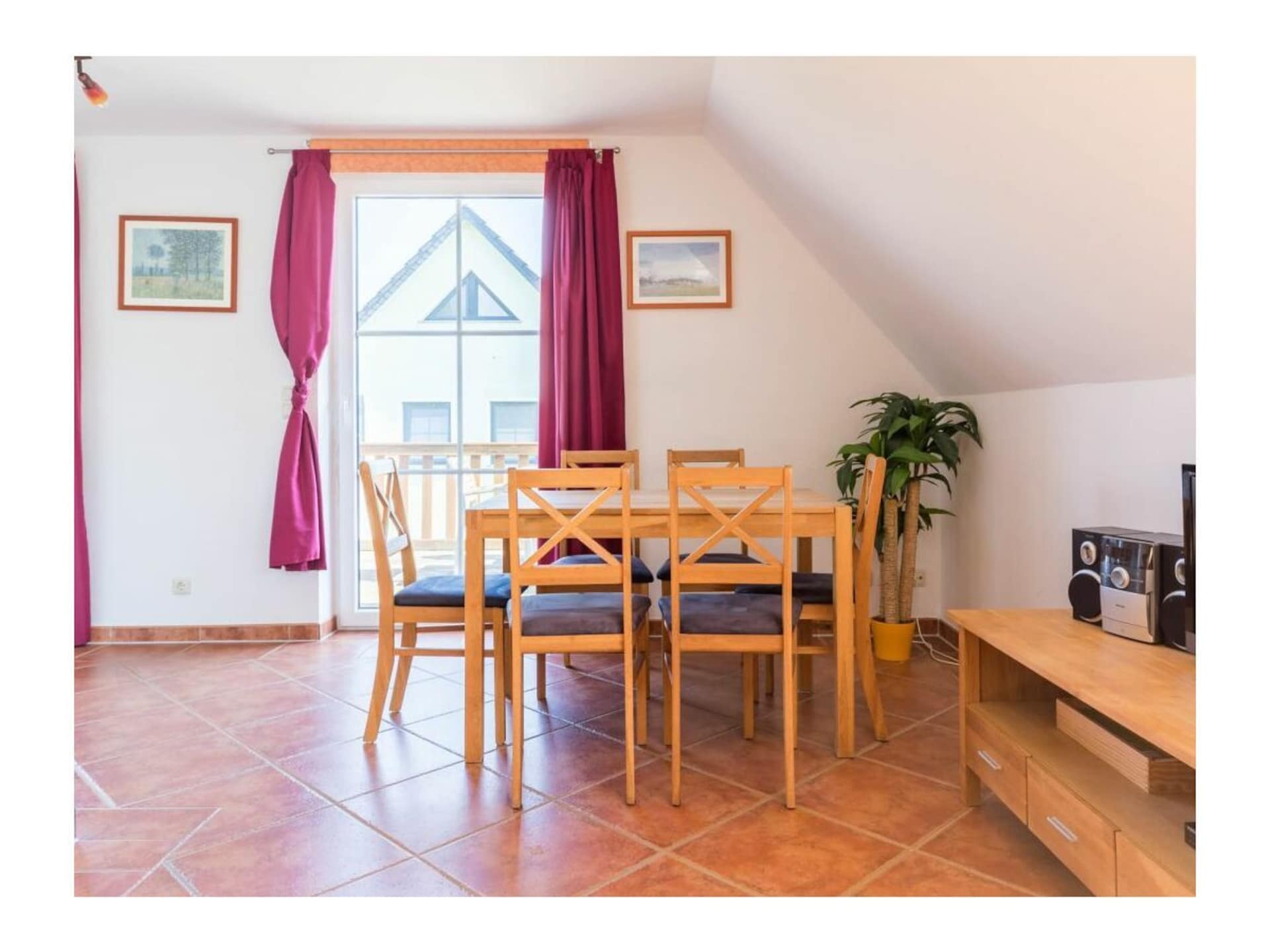 Licht vakantiehuis in Wohlenberg met balkon en zeezicht - foto 8