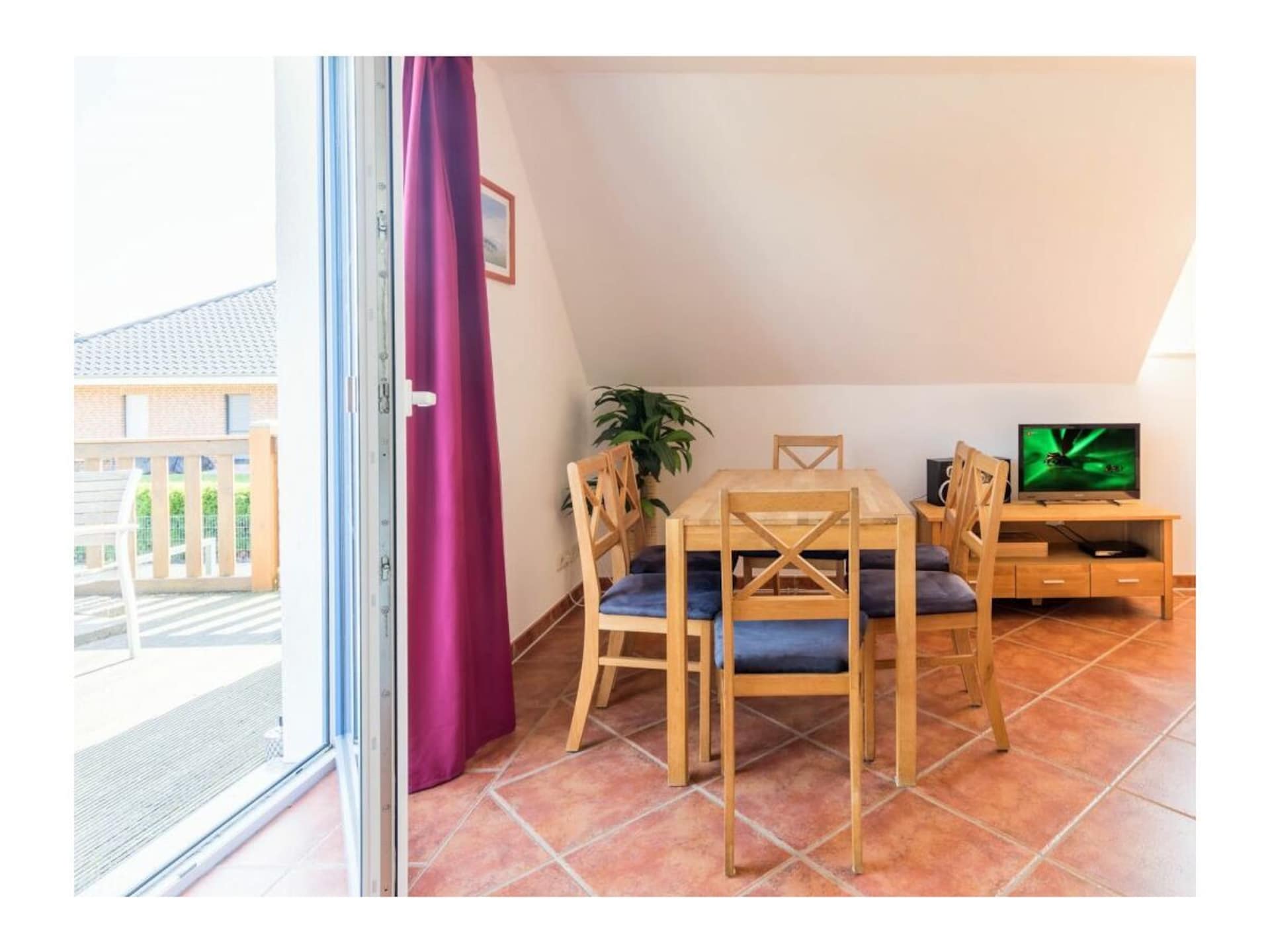 Licht vakantiehuis in Wohlenberg met balkon en zeezicht - foto 11