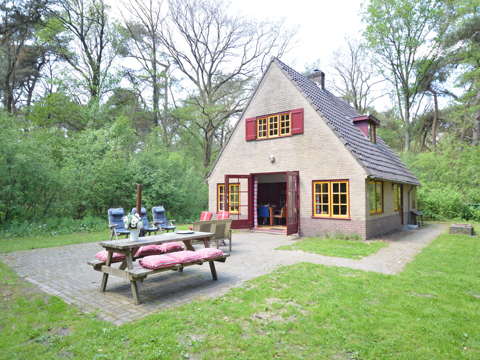 De Wildenberg: Authentiek vakantiehuis midden in Drentse bos op 20 hectare landgoed - foto 11