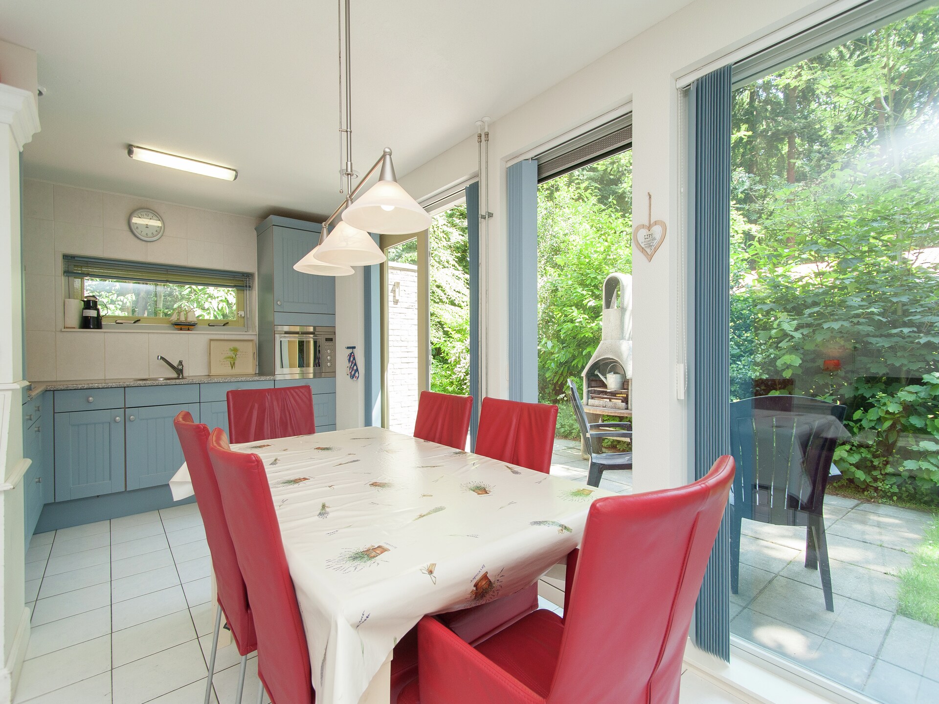 Vrijstaand boshuis De Meerkoet: natuur, comfort en huisdierplezier in Friesland - foto 3