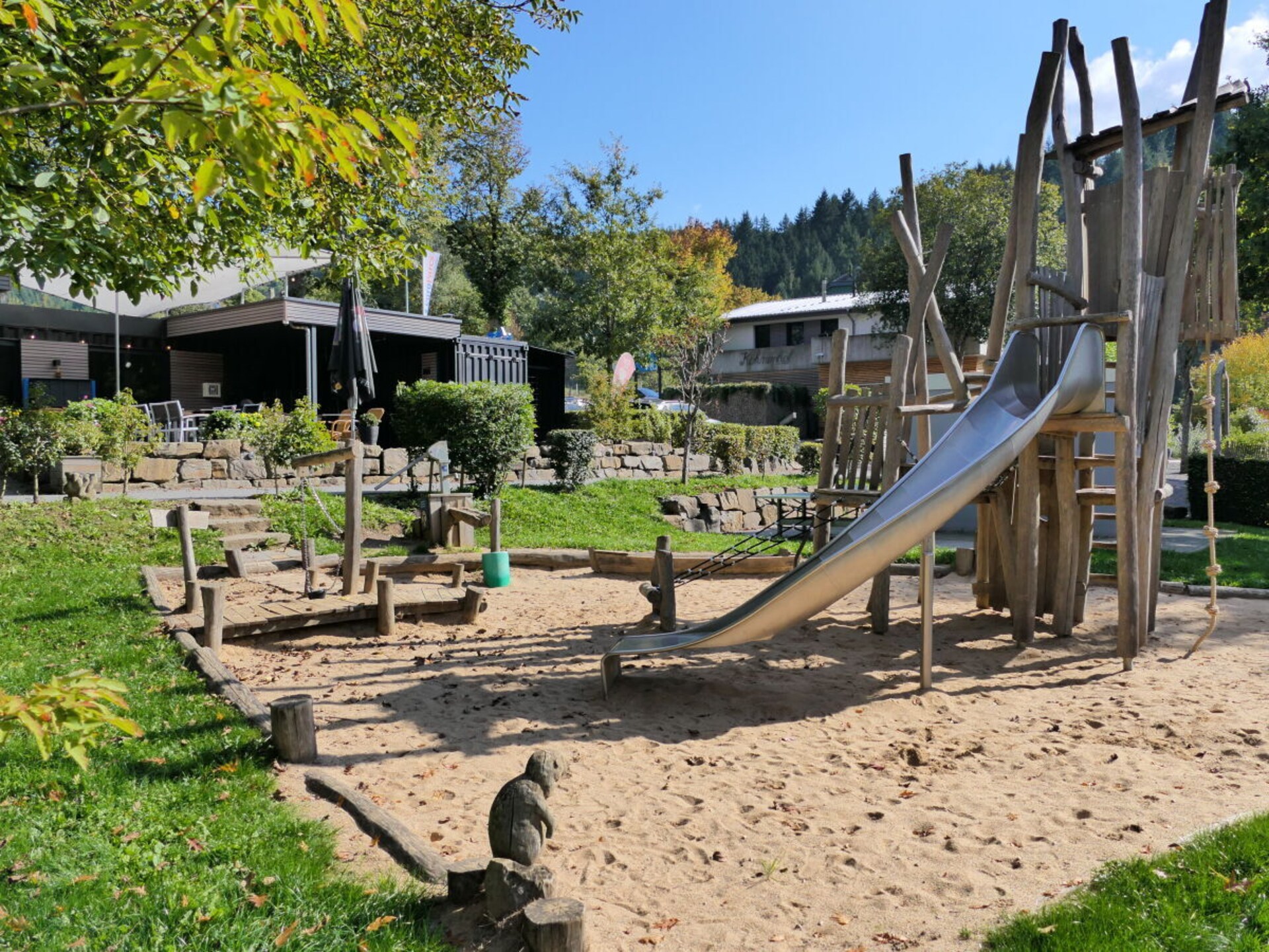 781227 - foto 11
