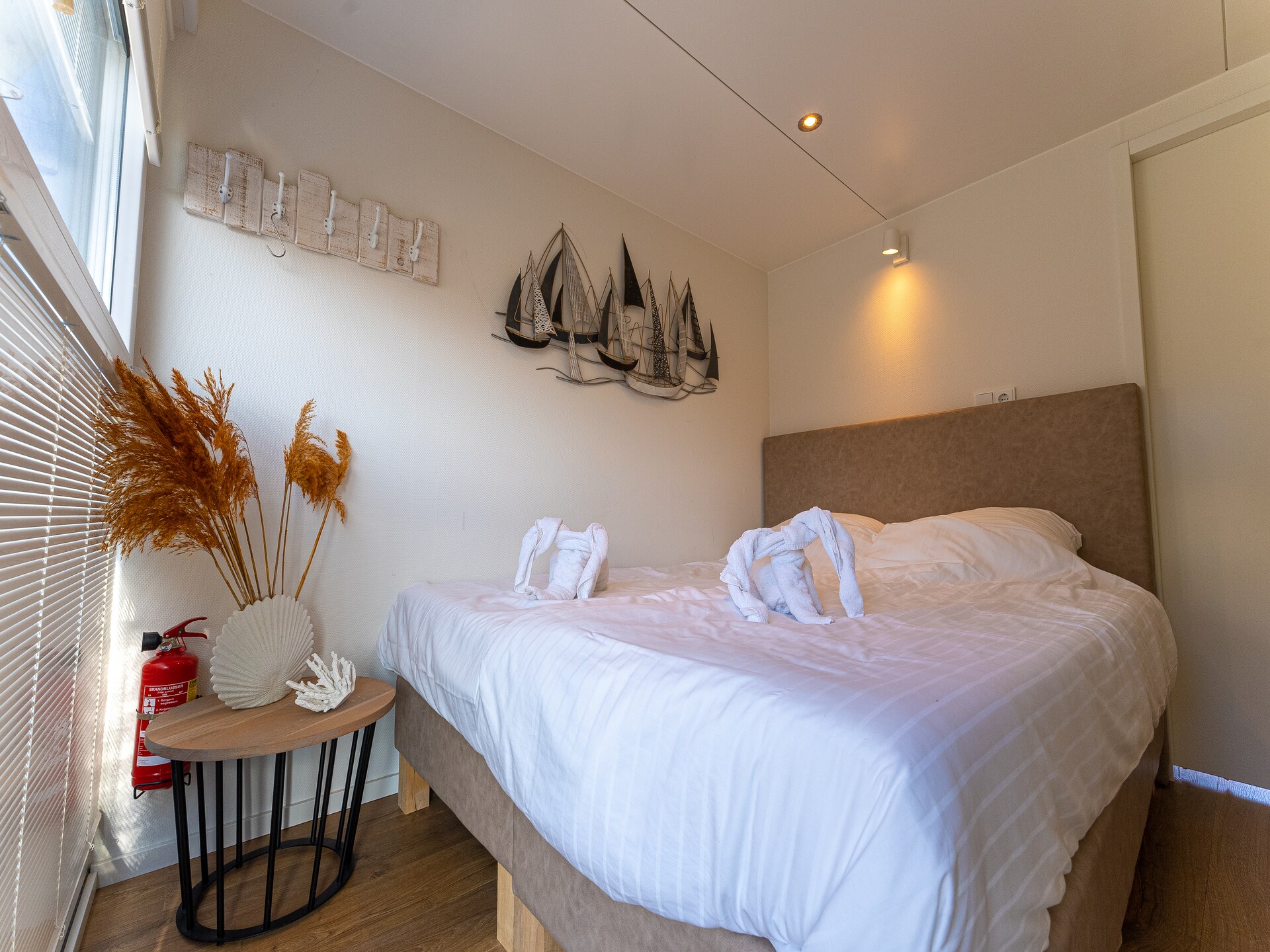 Houseboat Veerse Meer with Roof Terrace | 4 people - foto 4