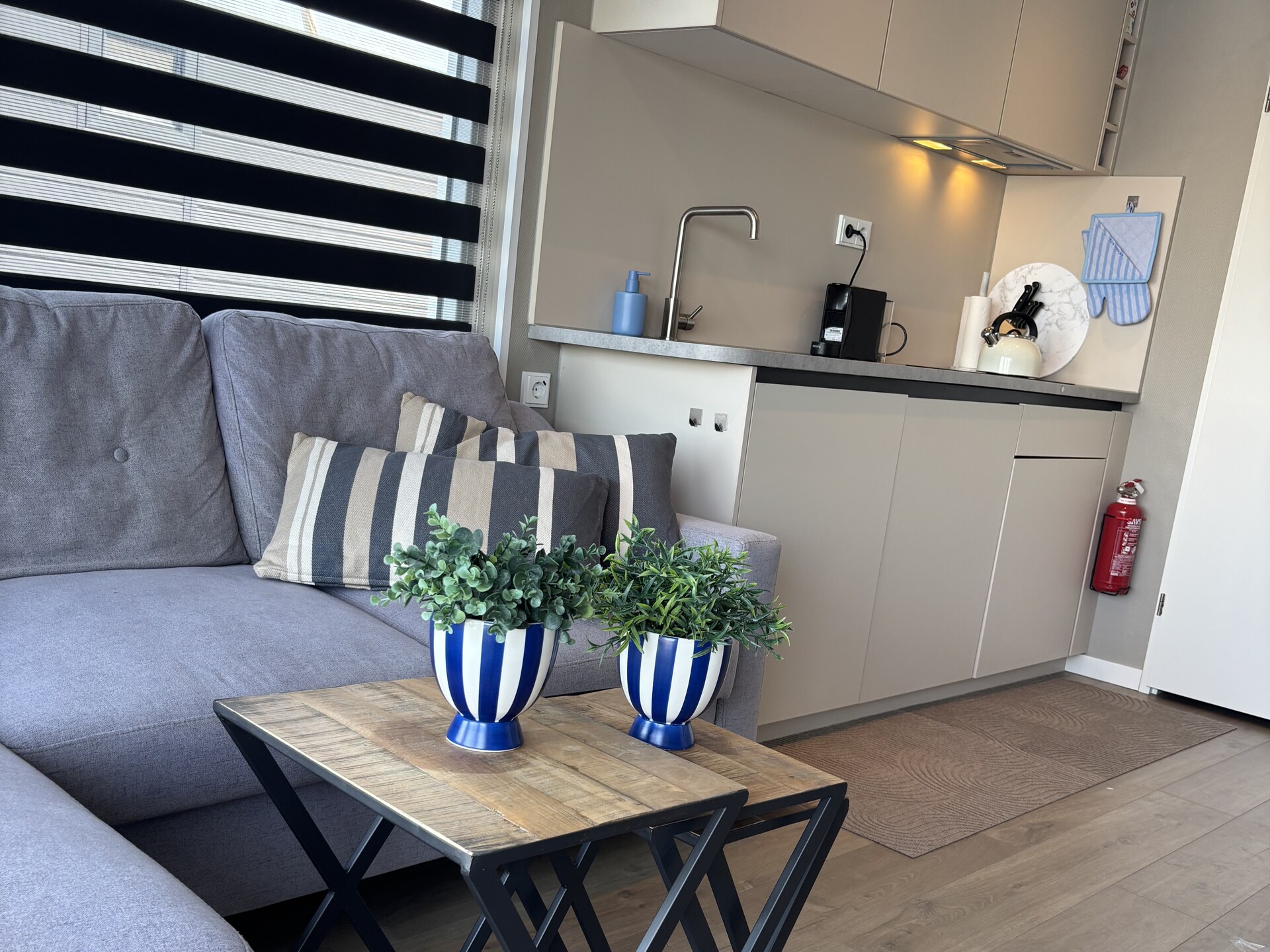 Houseboat Veerse Meer with Roof Terrace | 4 people - foto 13