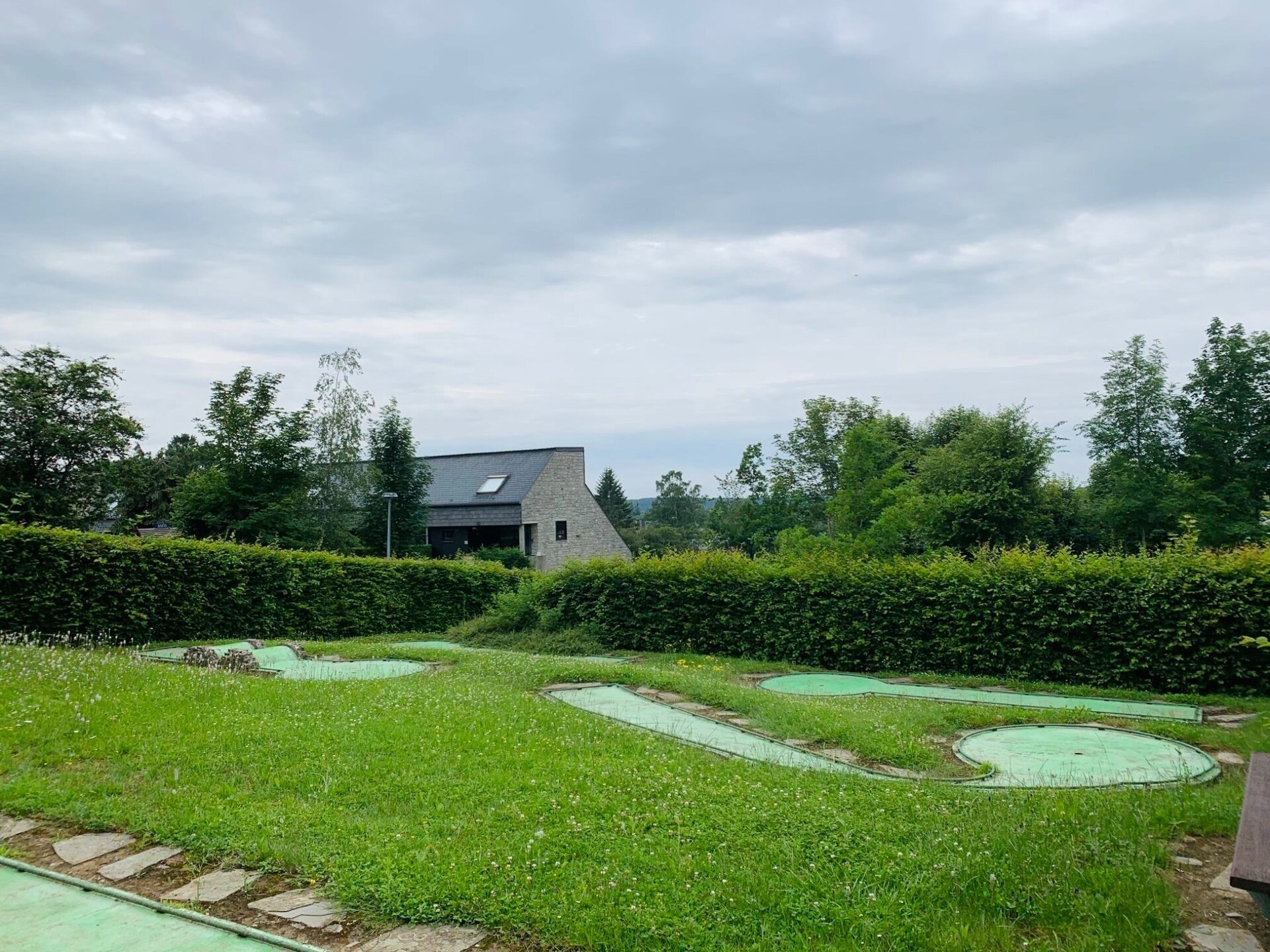 4-persoons vakantiehuis met tuin en balkon in Hotton - foto 30