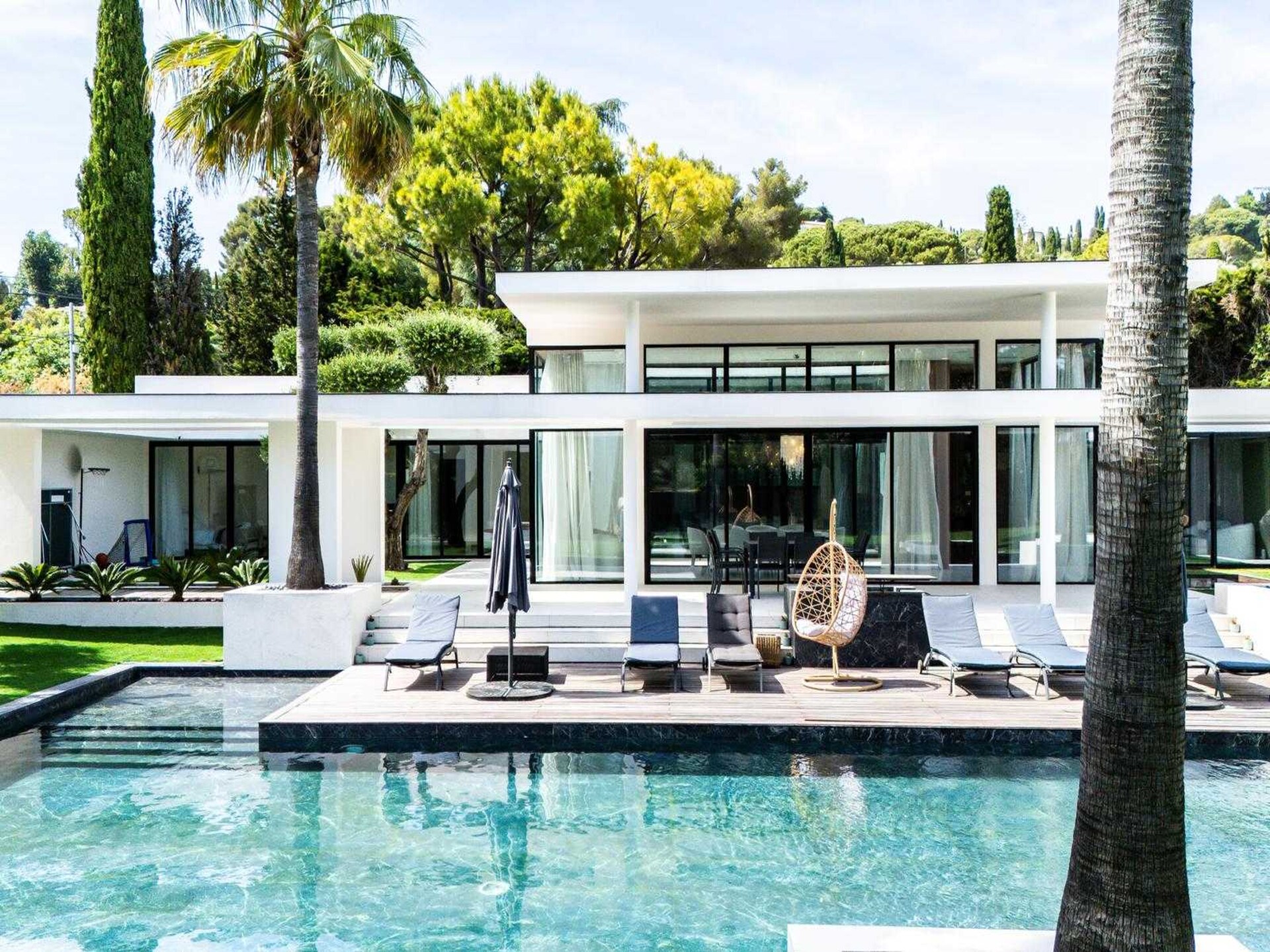 Ruime villa met zwembad in het groene Mougins voor 10 personen - foto 86