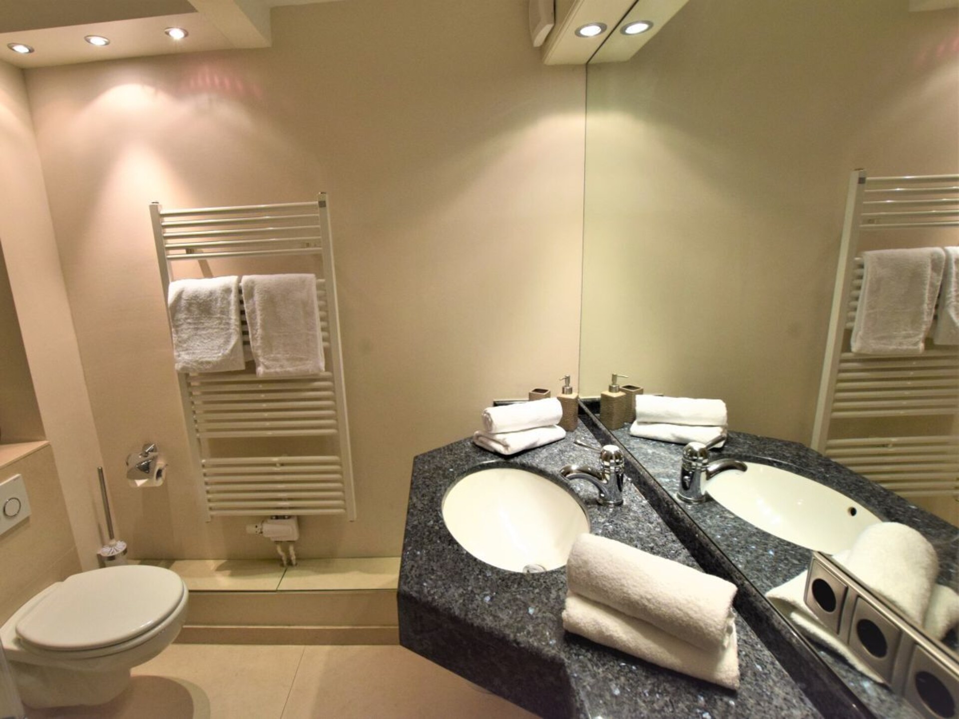 181040 - foto 14