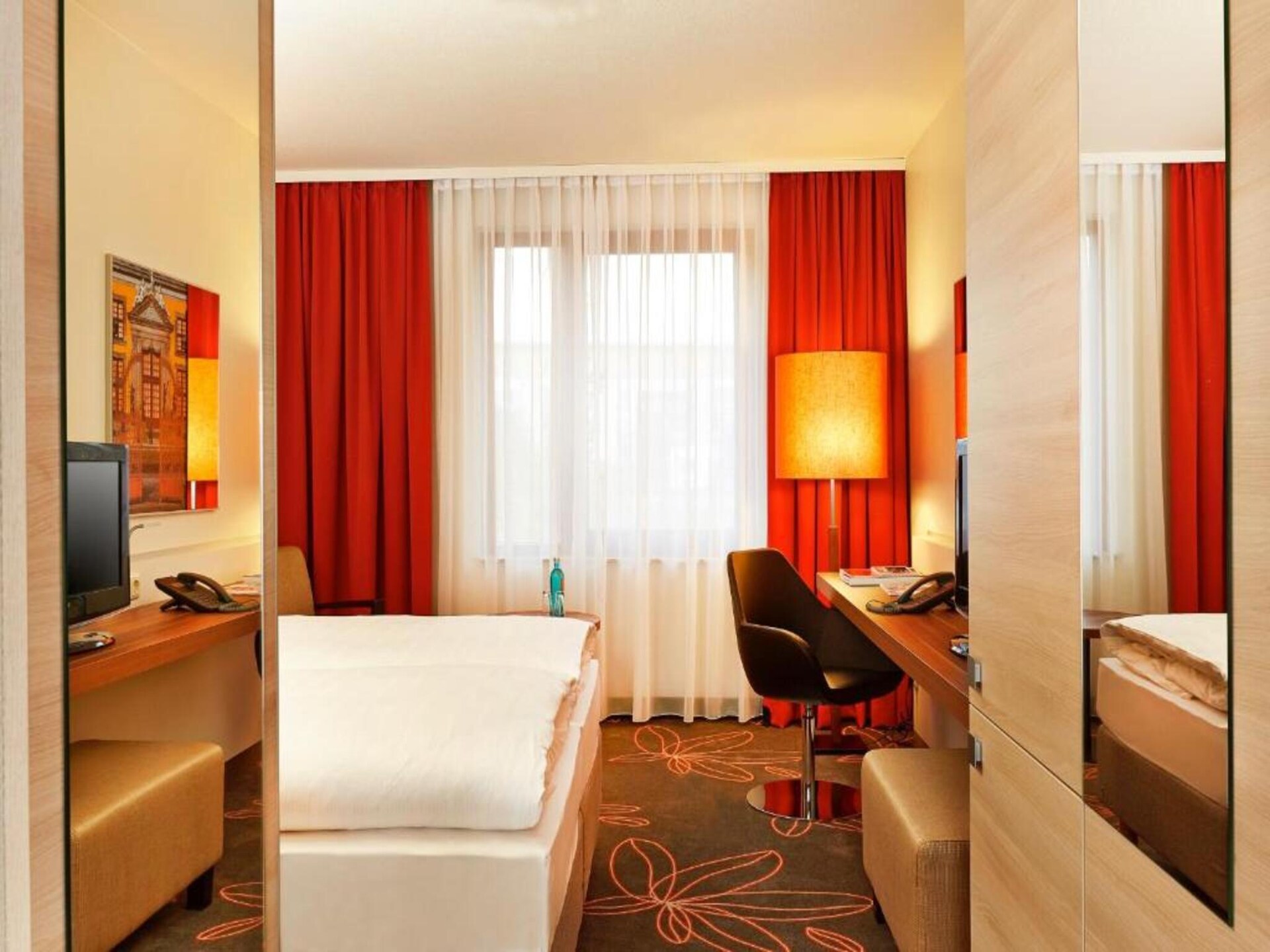 Sunday Hotel Hannover Superior Room - foto 23