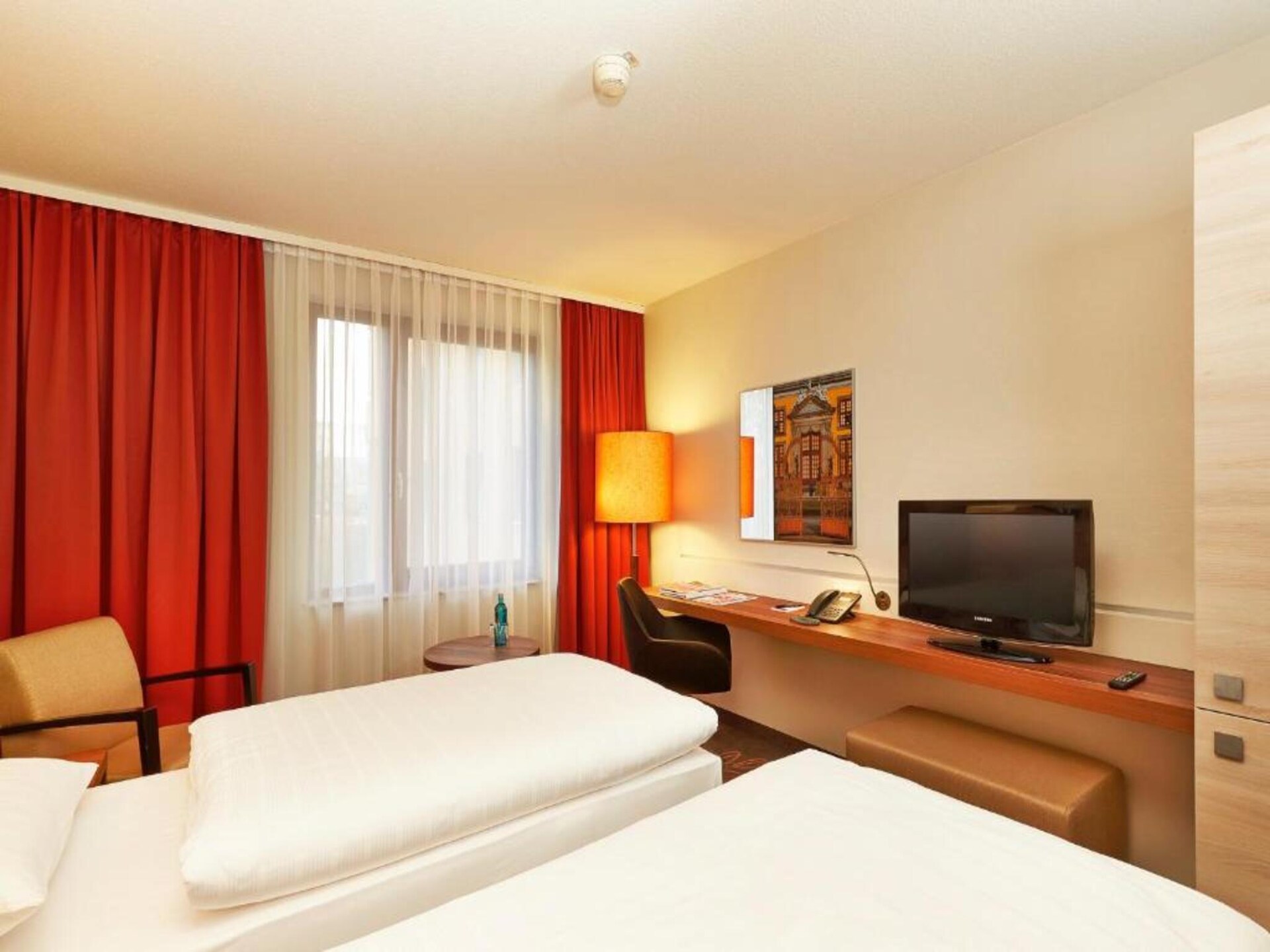 Sunday Hotel Hannover Superior Room - foto 2