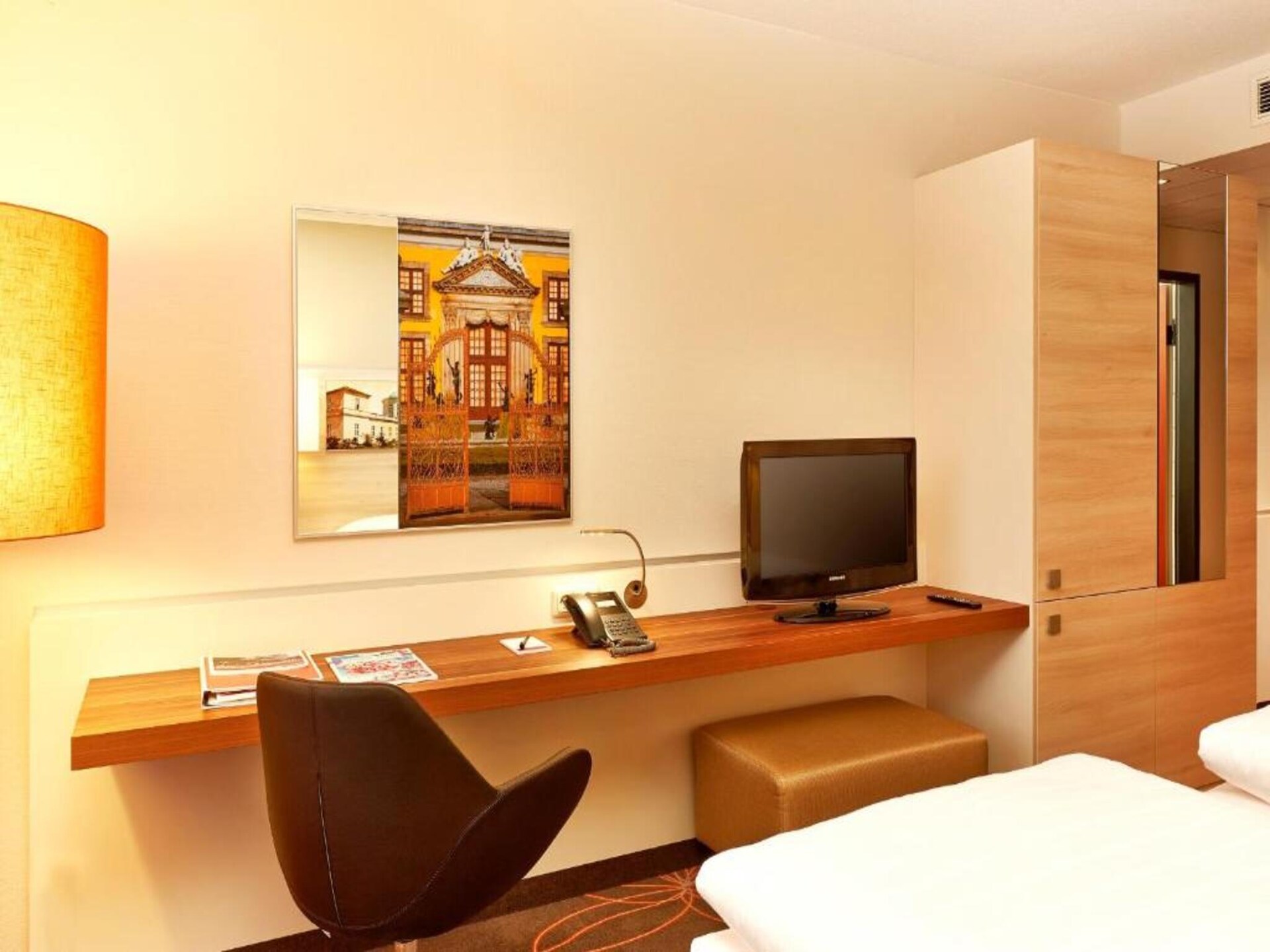 Sunday Hotel Hannover Triple Room - foto 25