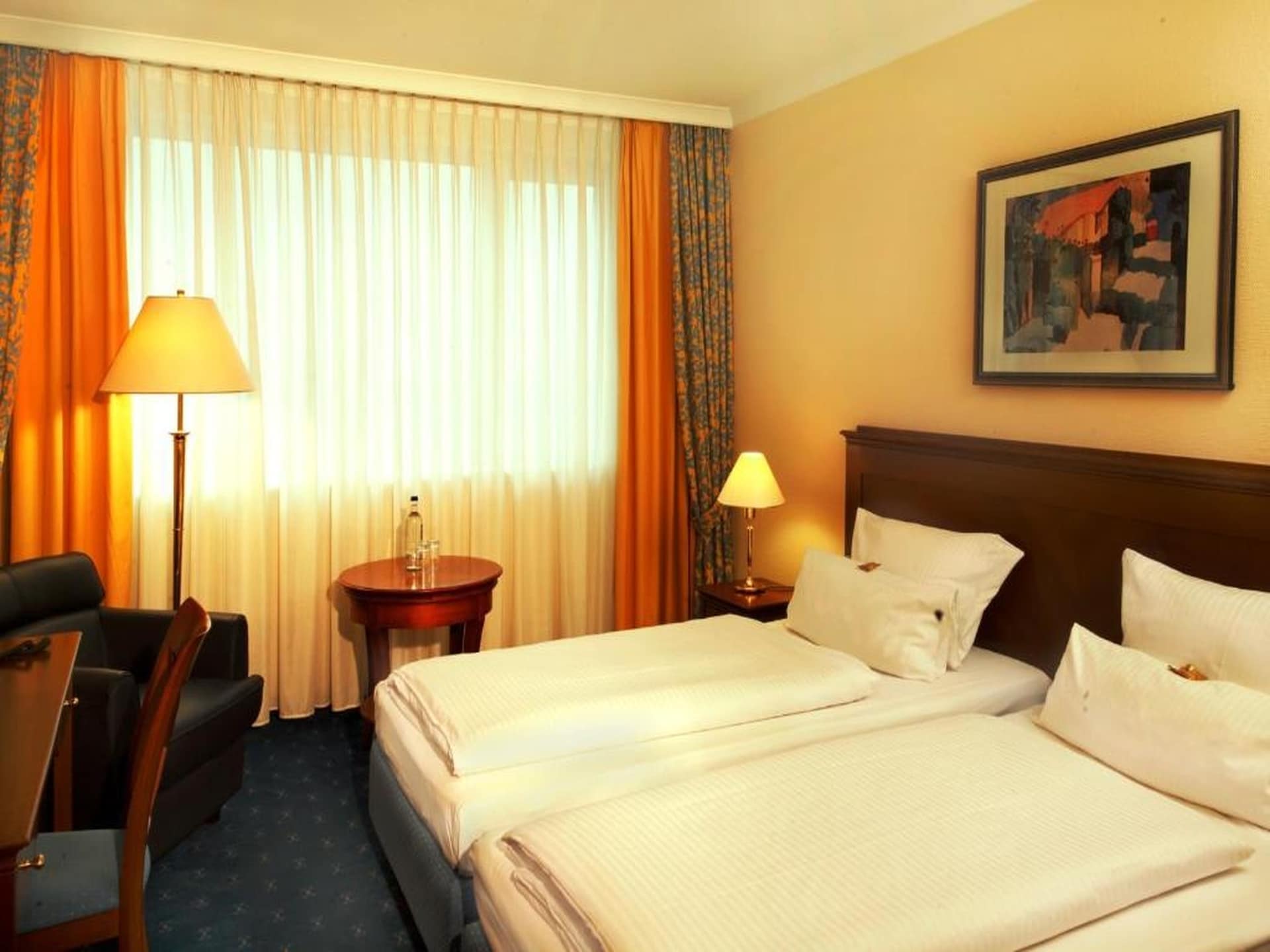Sunday Hotel Kassel Standard Twin Room - foto 7