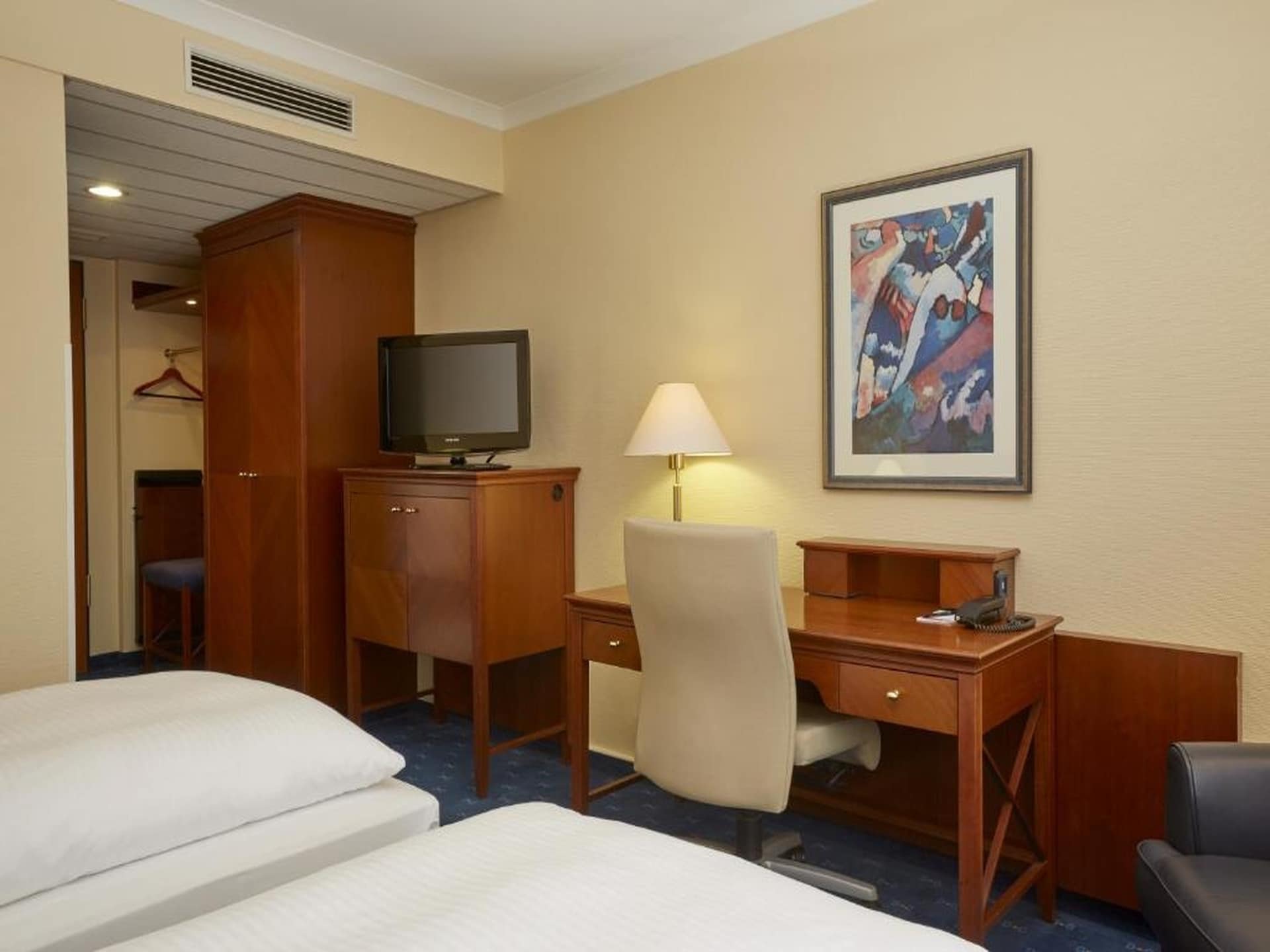 Sunday Hotel Kassel Standard Twin Room - foto 47