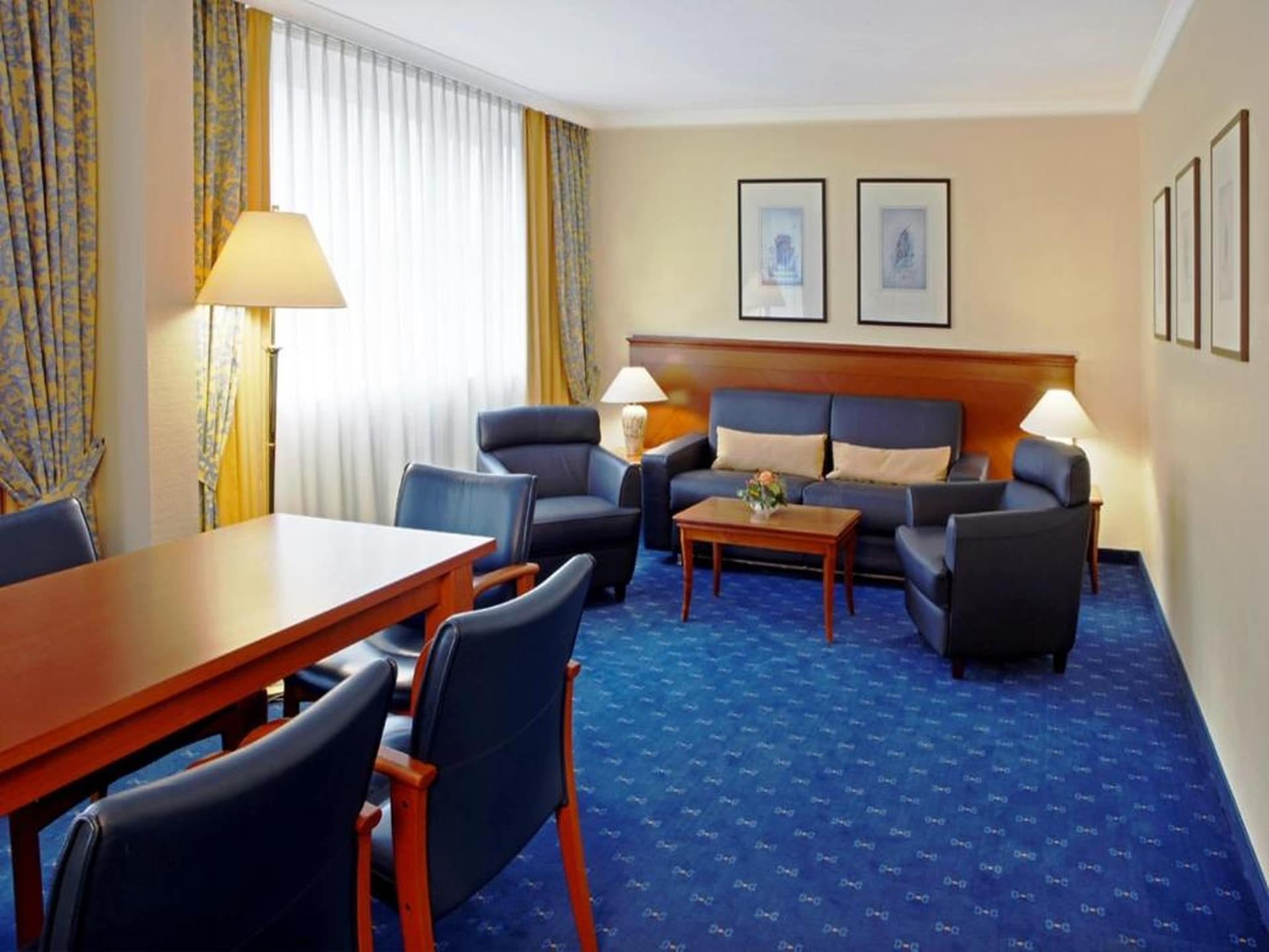 Sunday Hotel Kassel Suites - foto 2