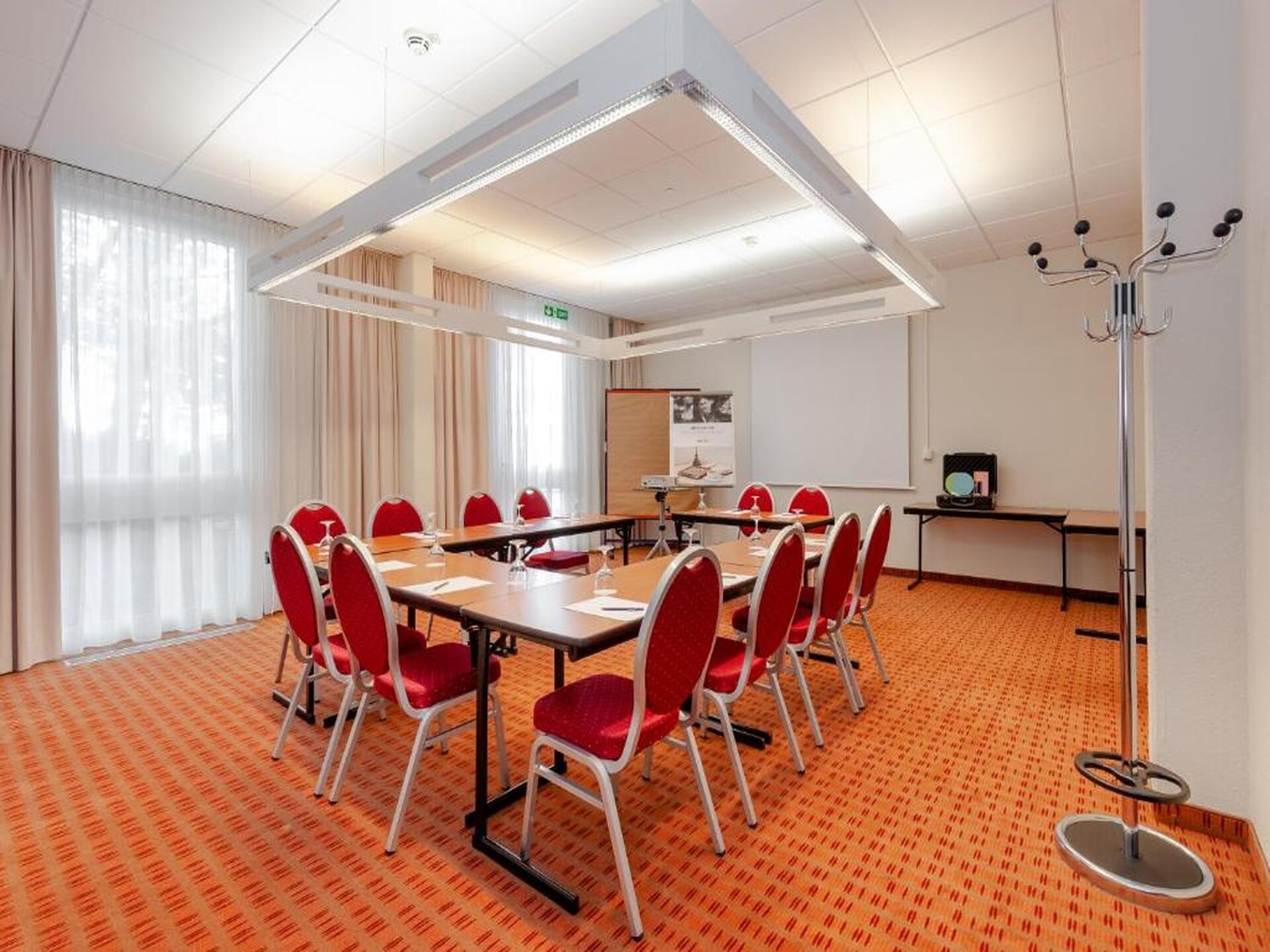 Sunday Hotel Berlin City West Standard Twin Room - foto 25