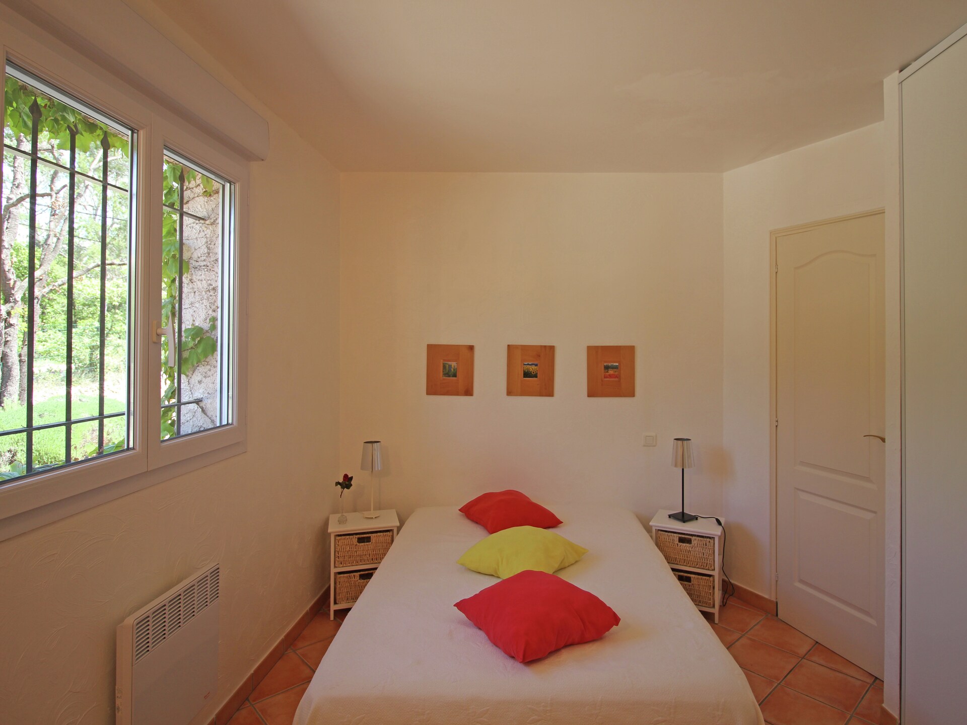 8-persoons villa met privézwembad in Bagnols-En-Foret - foto 18