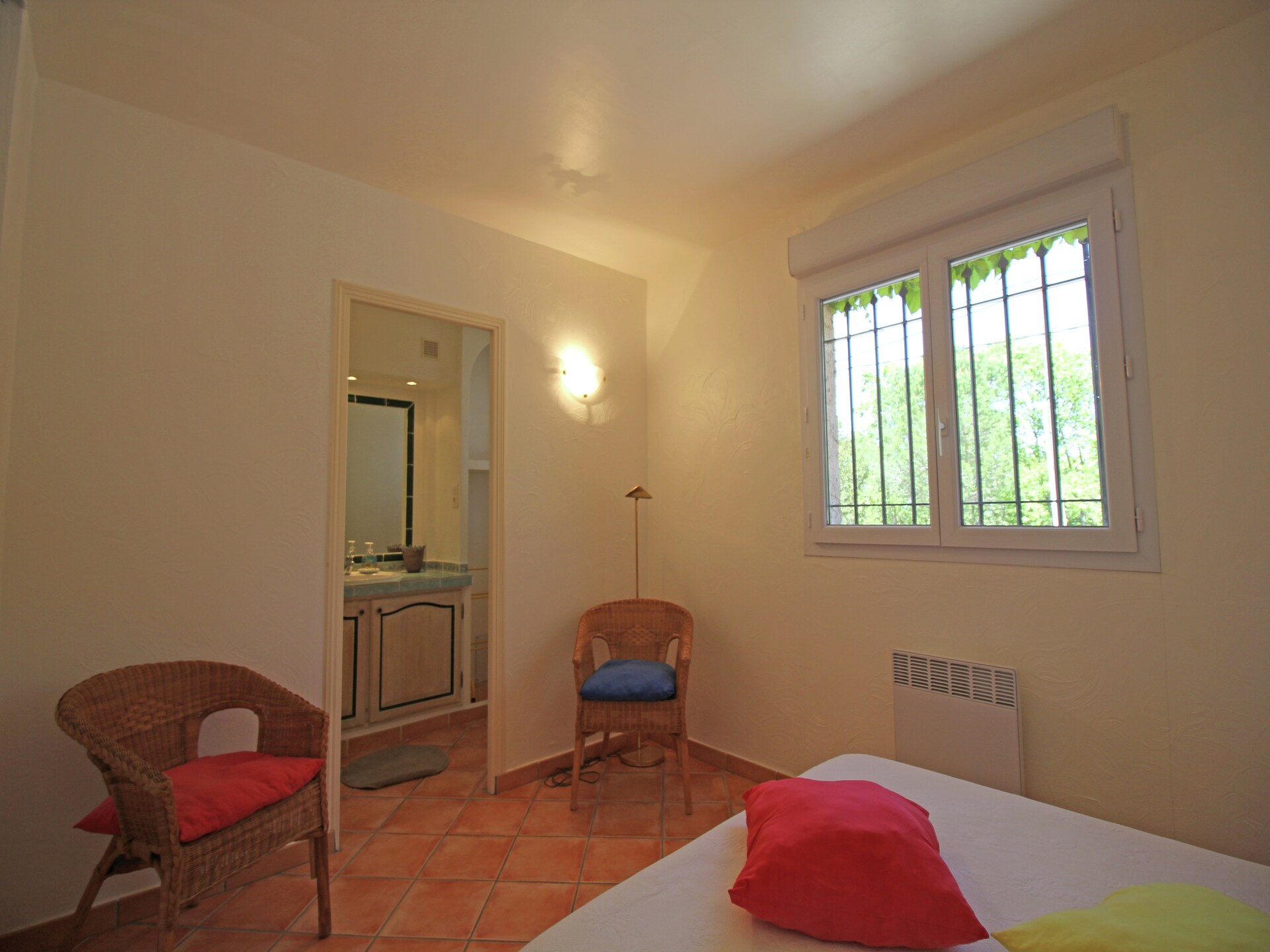 8-persoons villa met privézwembad in Bagnols-En-Foret - foto 19