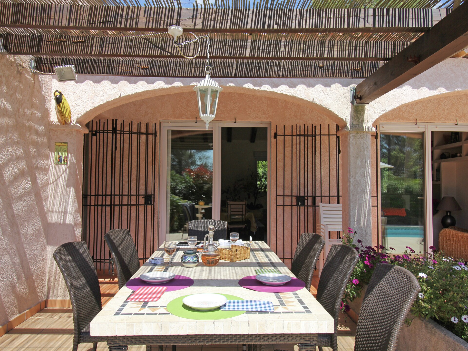 8-persoons villa met privézwembad in Bagnols-En-Foret - foto 5