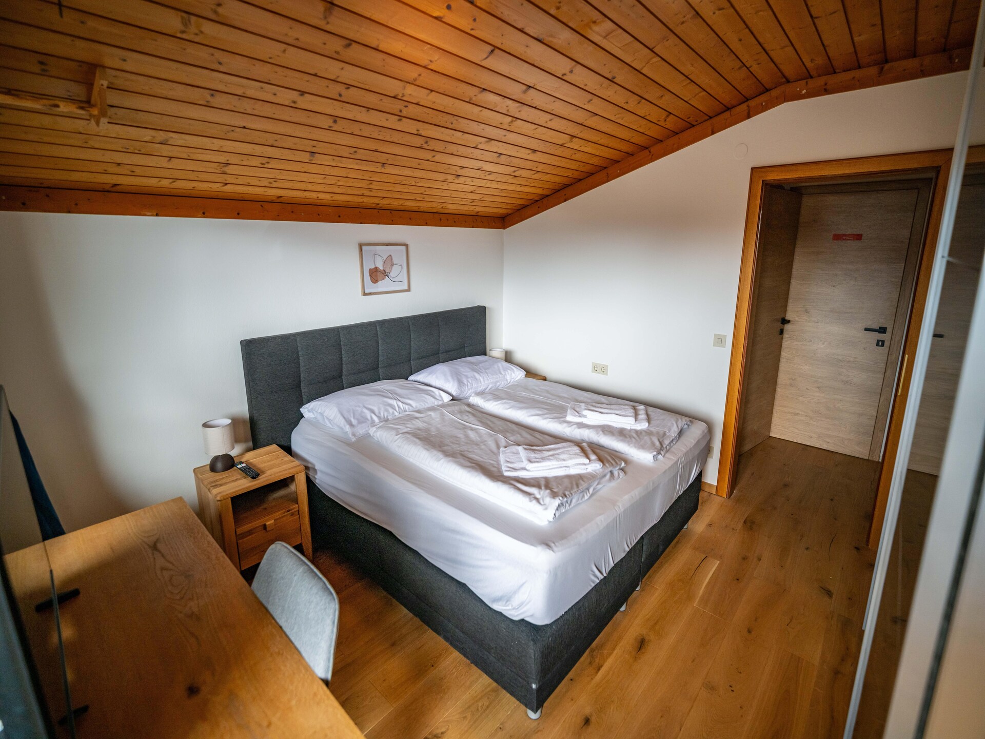 4 Doppelzimmer - TONY NAOMI LOU & TAMARA - foto 11