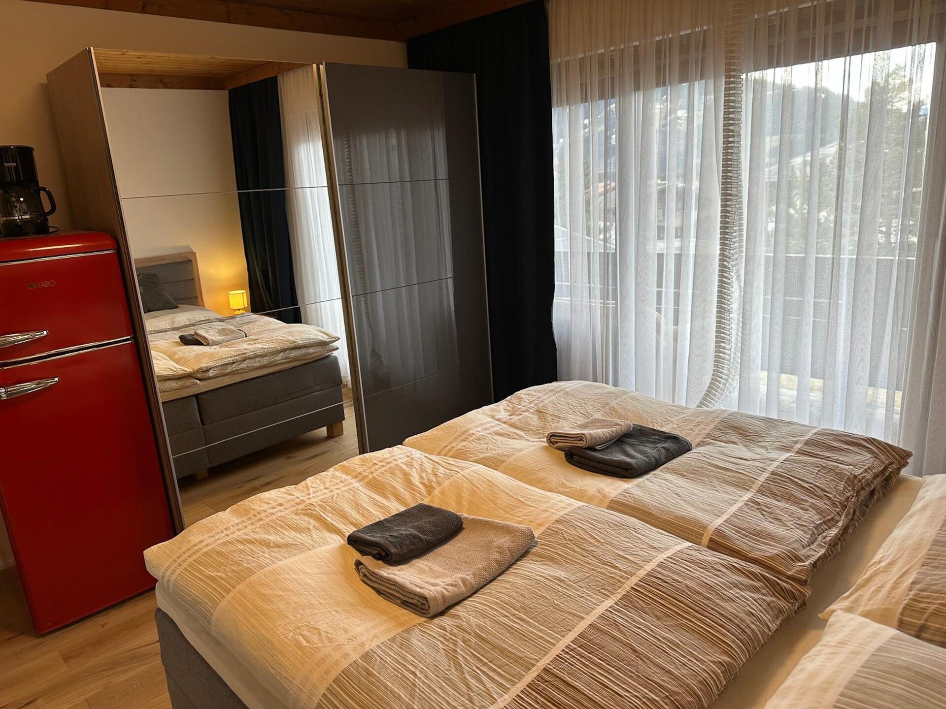 4 Doppelzimmer - TONY NAOMI LOU & TAMARA - foto 17